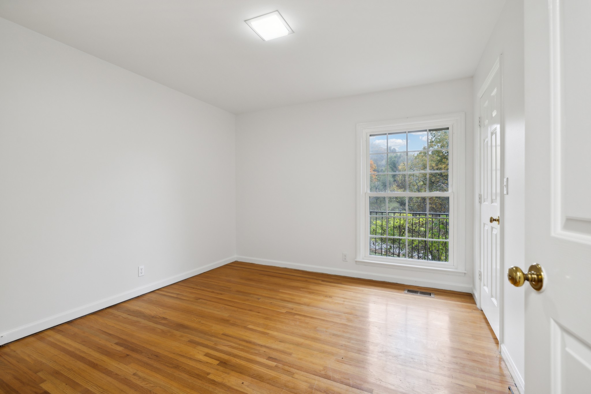 5349 Green Valley Ct