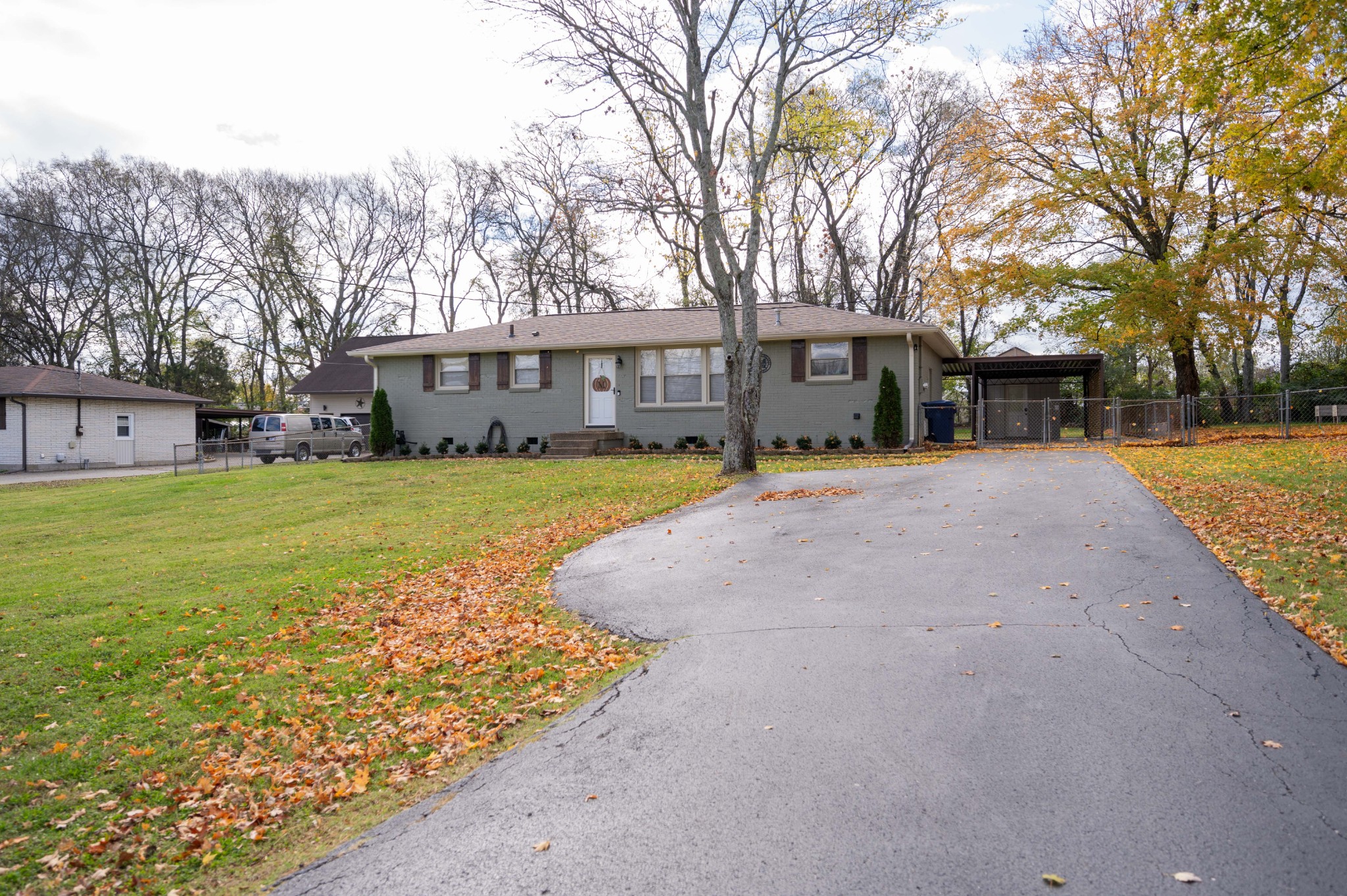 118 Hutchinson Dr
