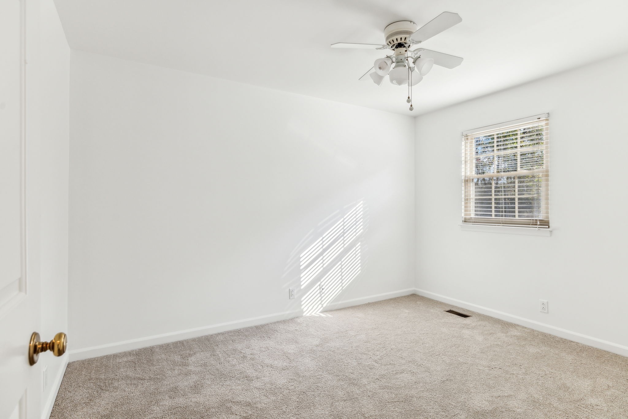 8300 Sawyer Brown Rd Unit: E305