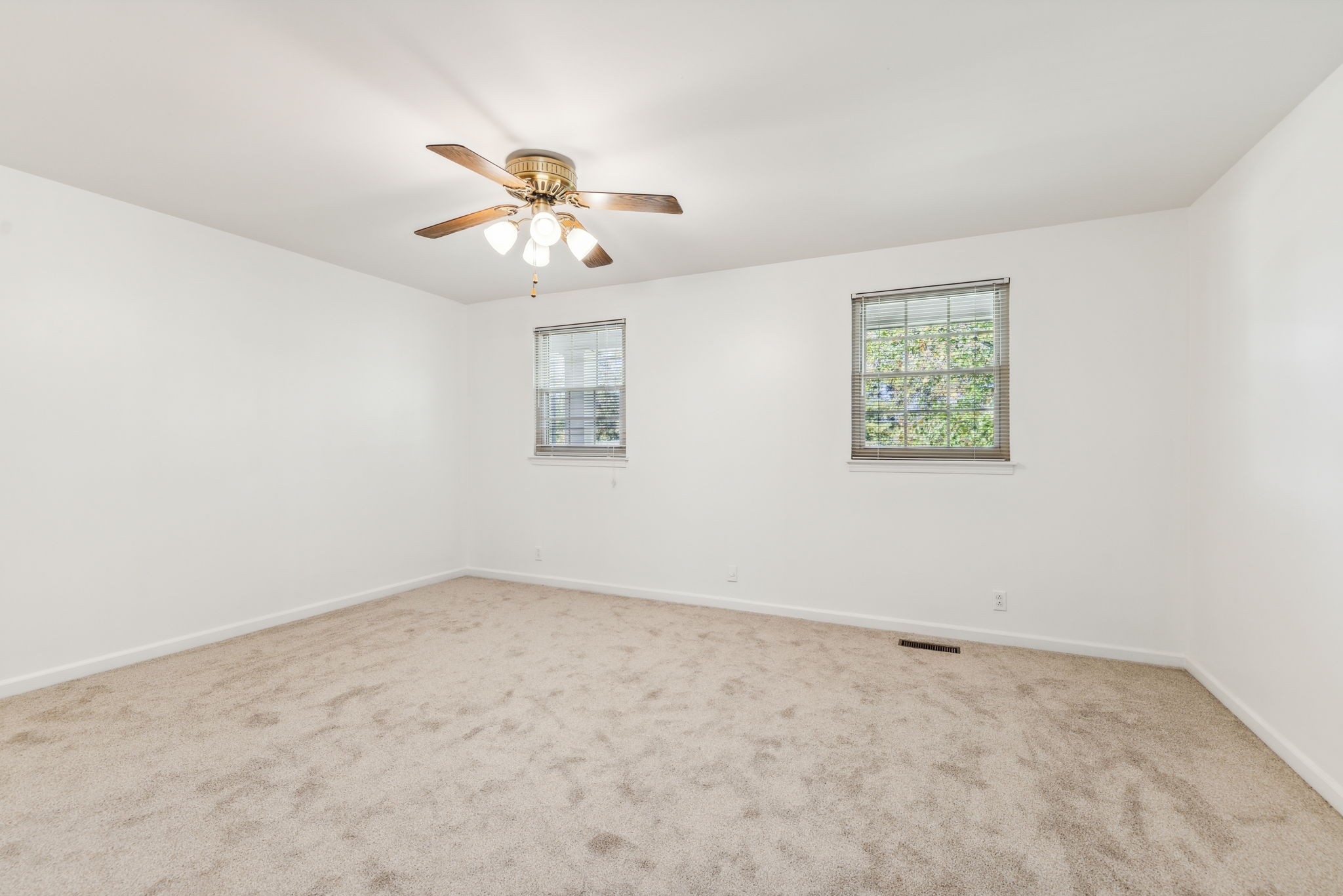 8300 Sawyer Brown Rd Unit: E305