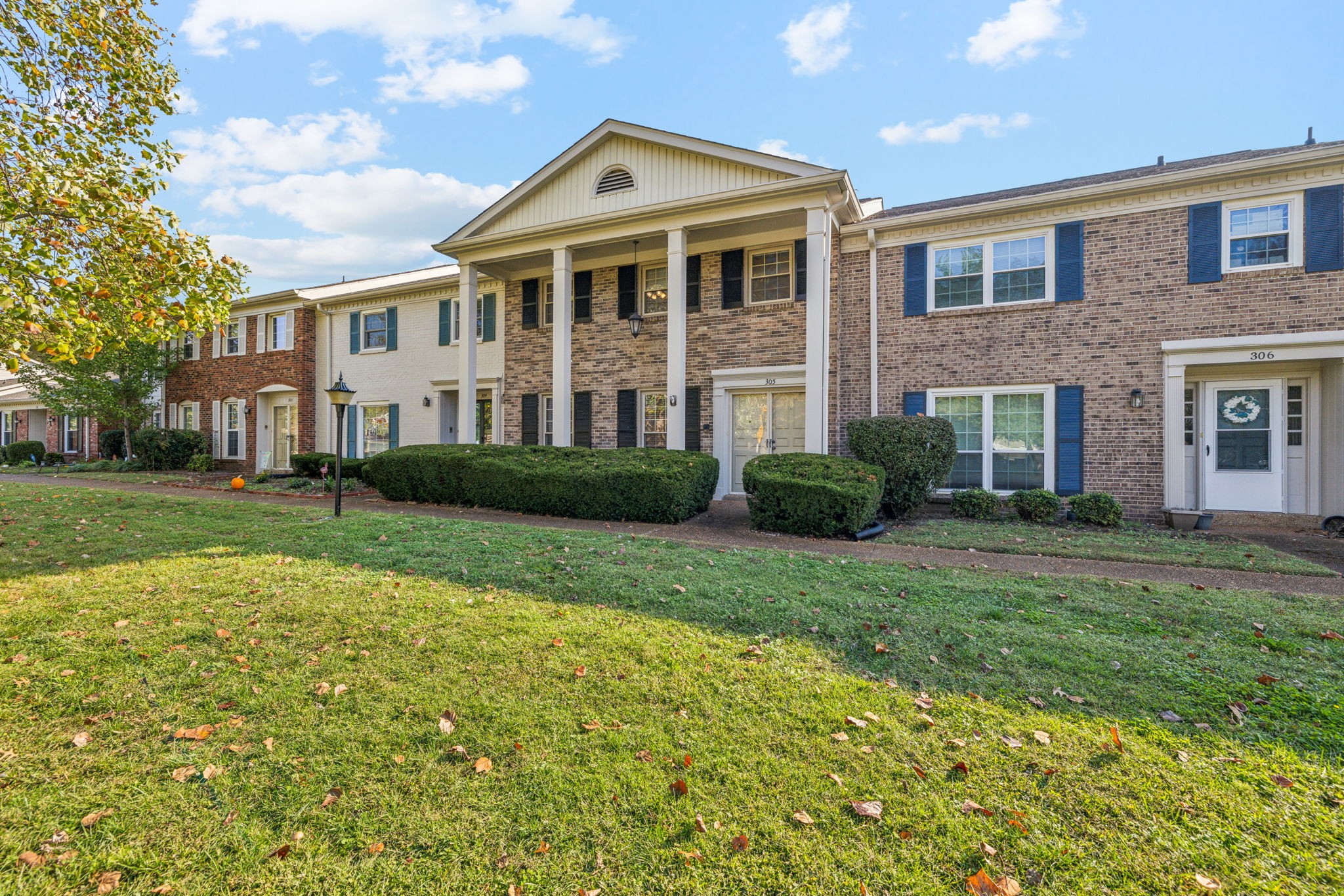 8300 Sawyer Brown Rd Unit: E305