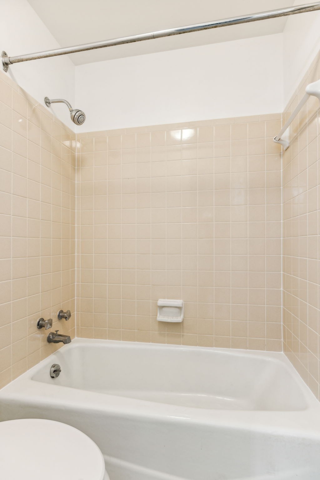 8300 Sawyer Brown Rd Unit: E305