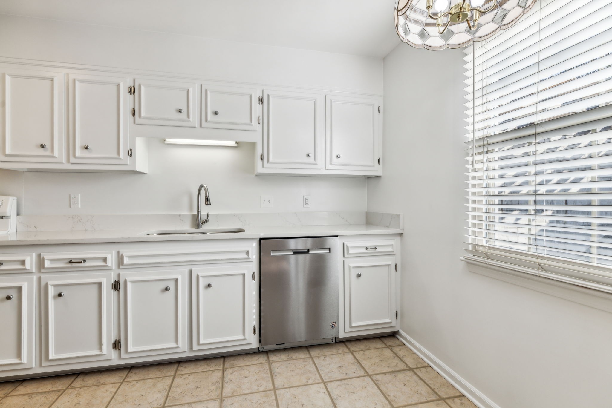8300 Sawyer Brown Rd Unit: E305
