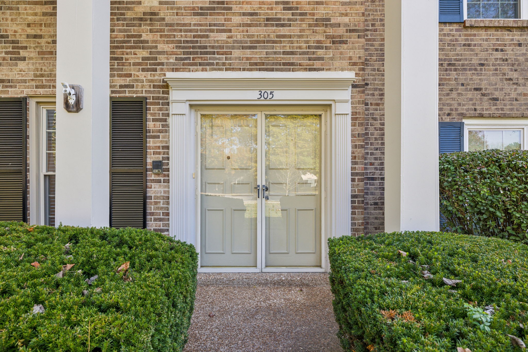 8300 Sawyer Brown Rd Unit: E305