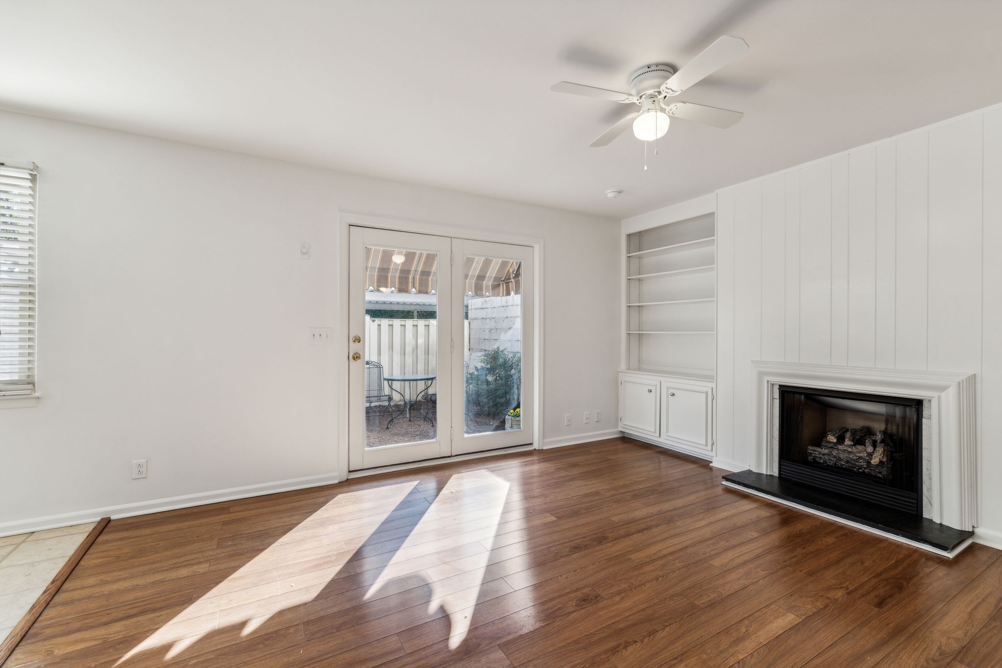 8300 Sawyer Brown Rd Unit: E305