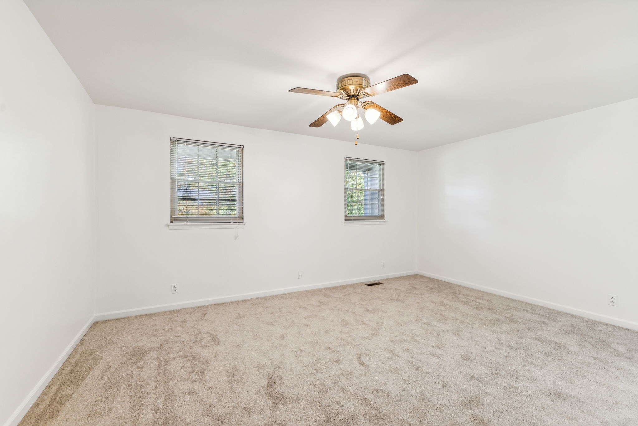 8300 Sawyer Brown Rd Unit: E305