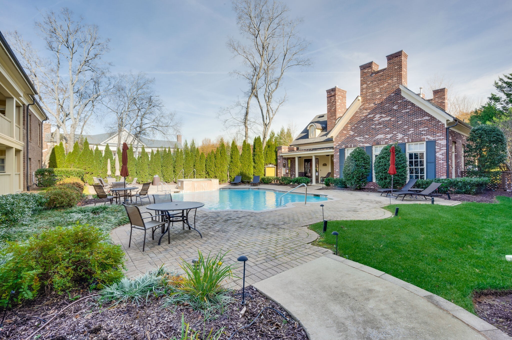 634 Grant Park Ct