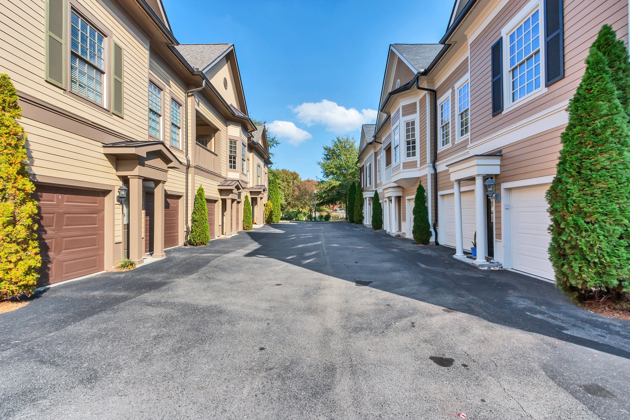634 Grant Park Ct