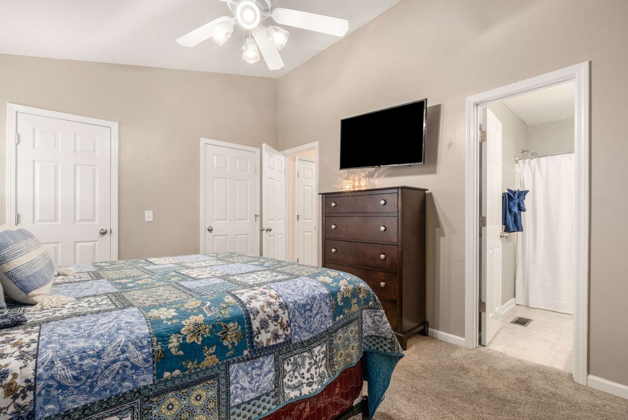 102 Wolverine Ct
