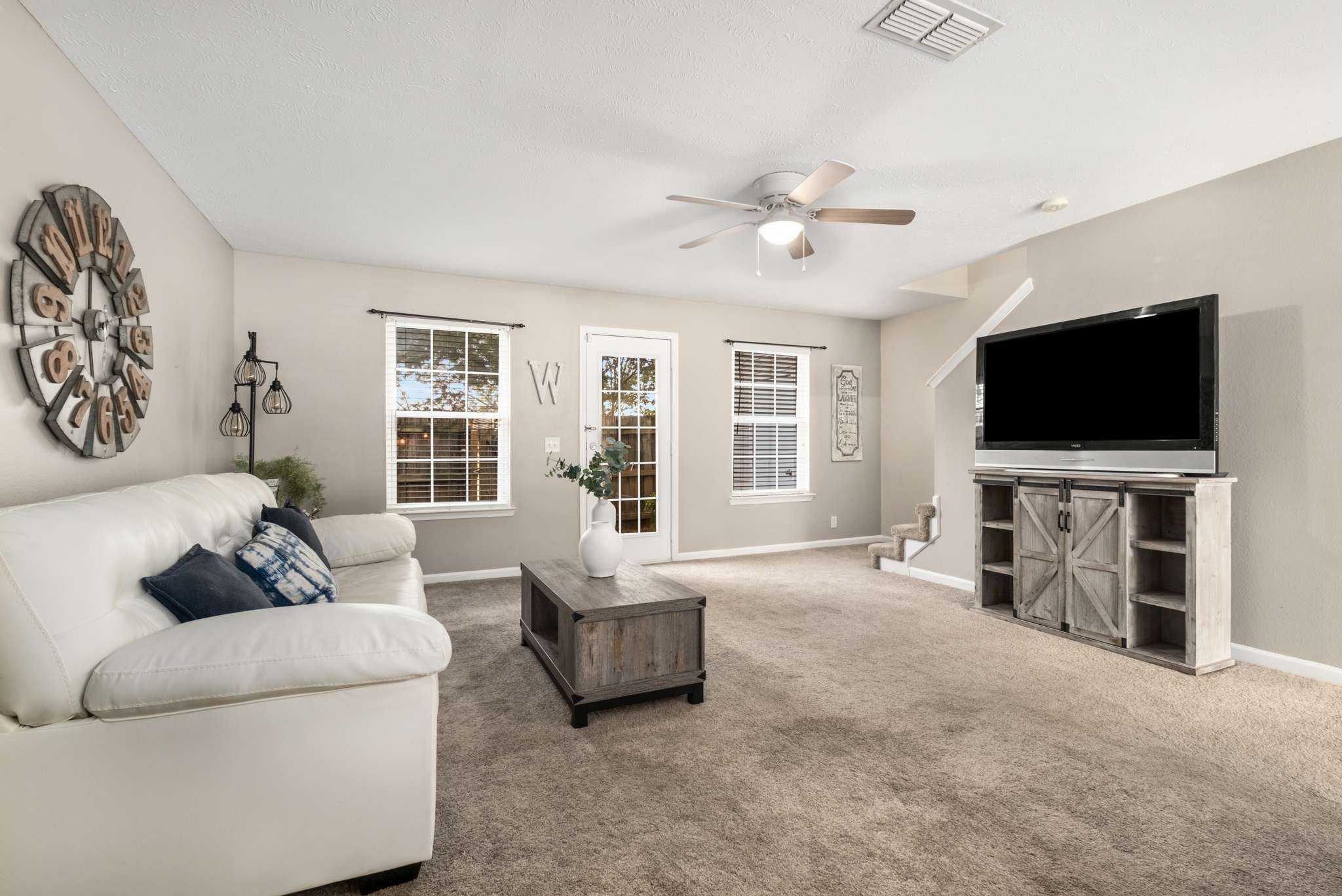 102 Wolverine Ct