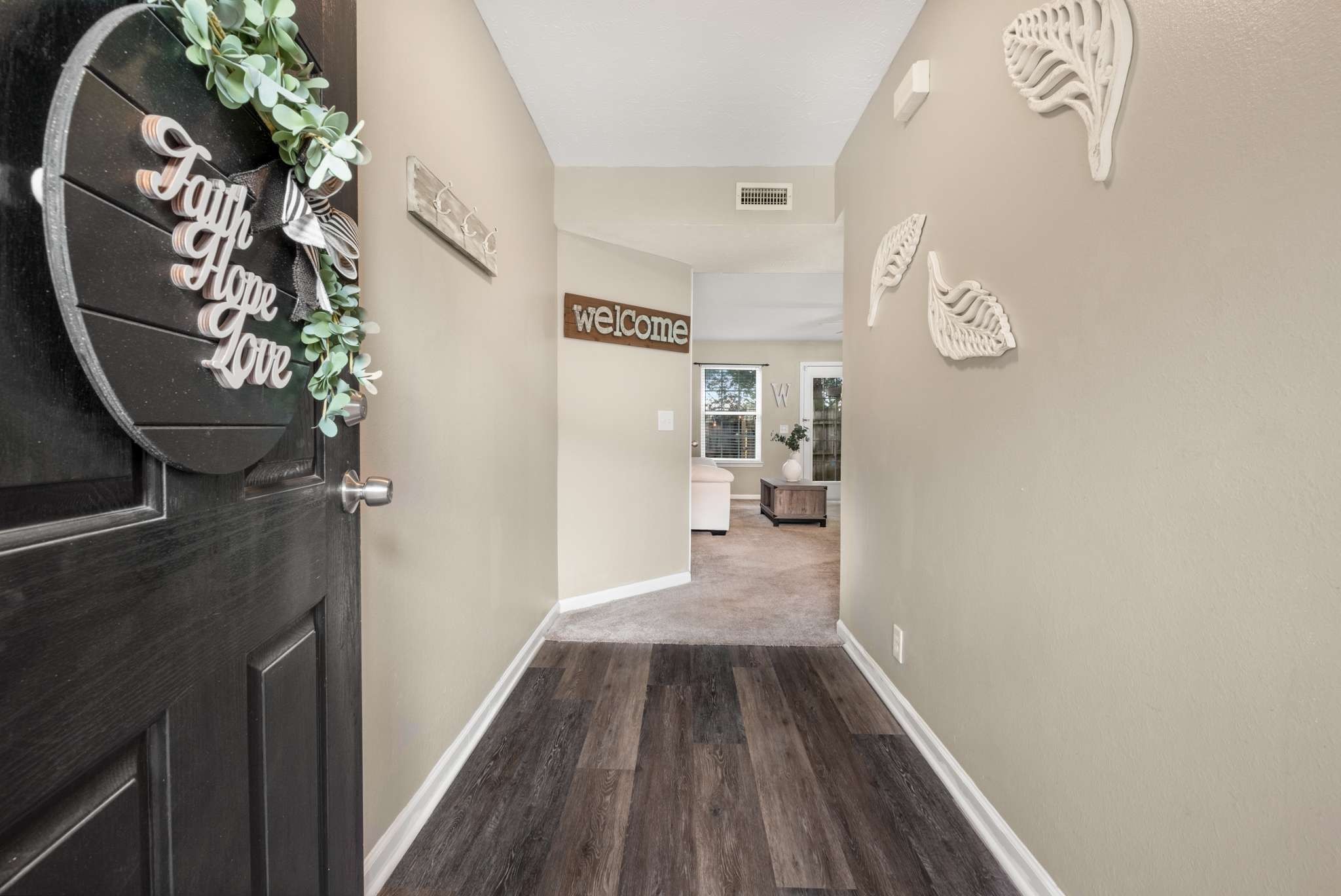 102 Wolverine Ct