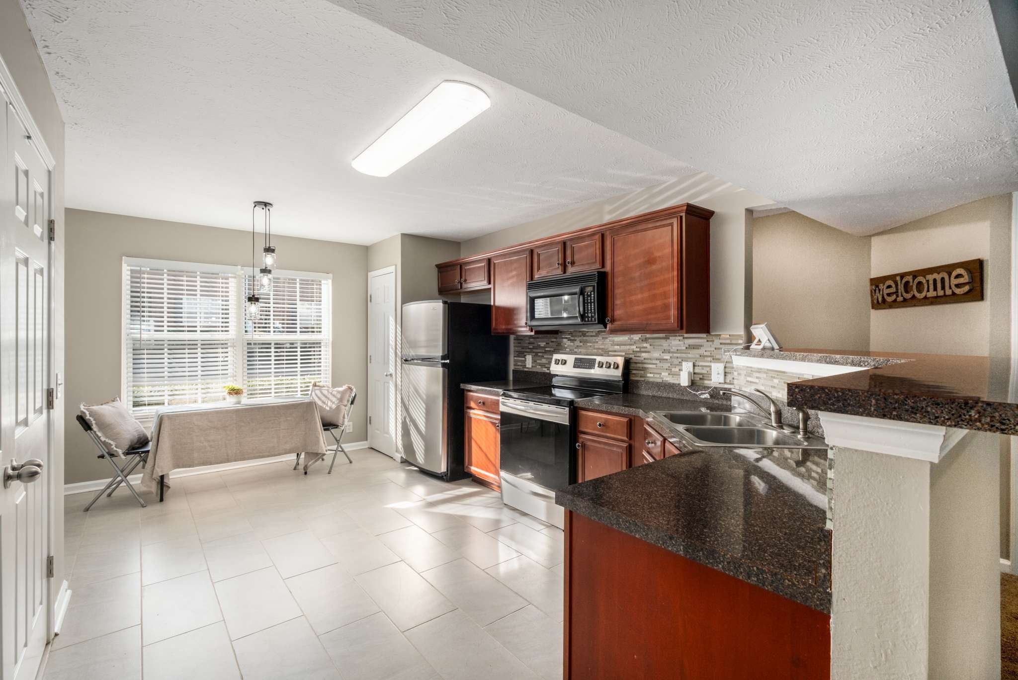 102 Wolverine Ct