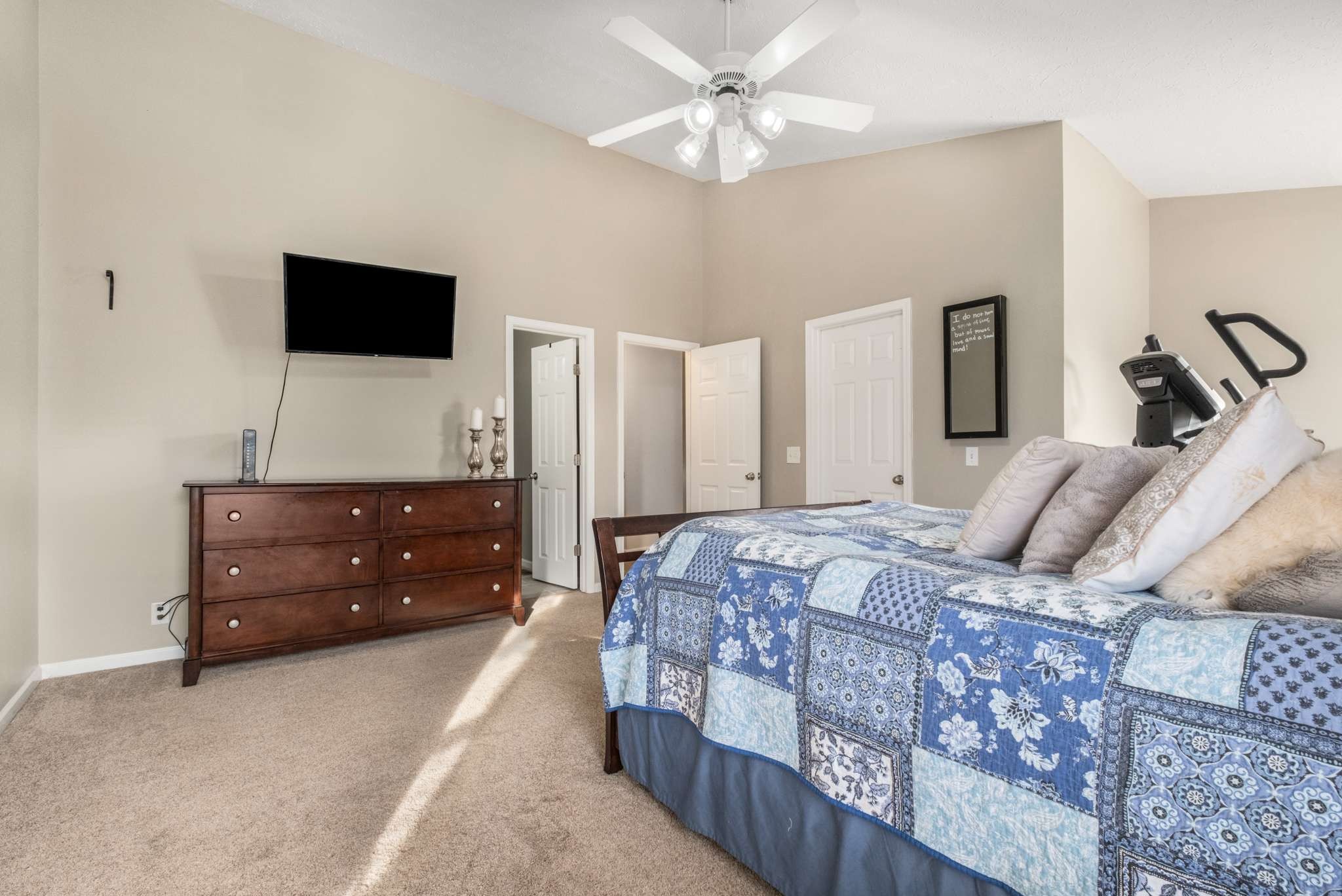 102 Wolverine Ct