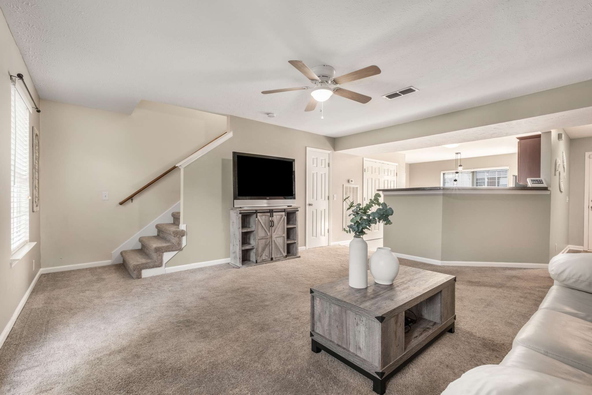 102 Wolverine Ct