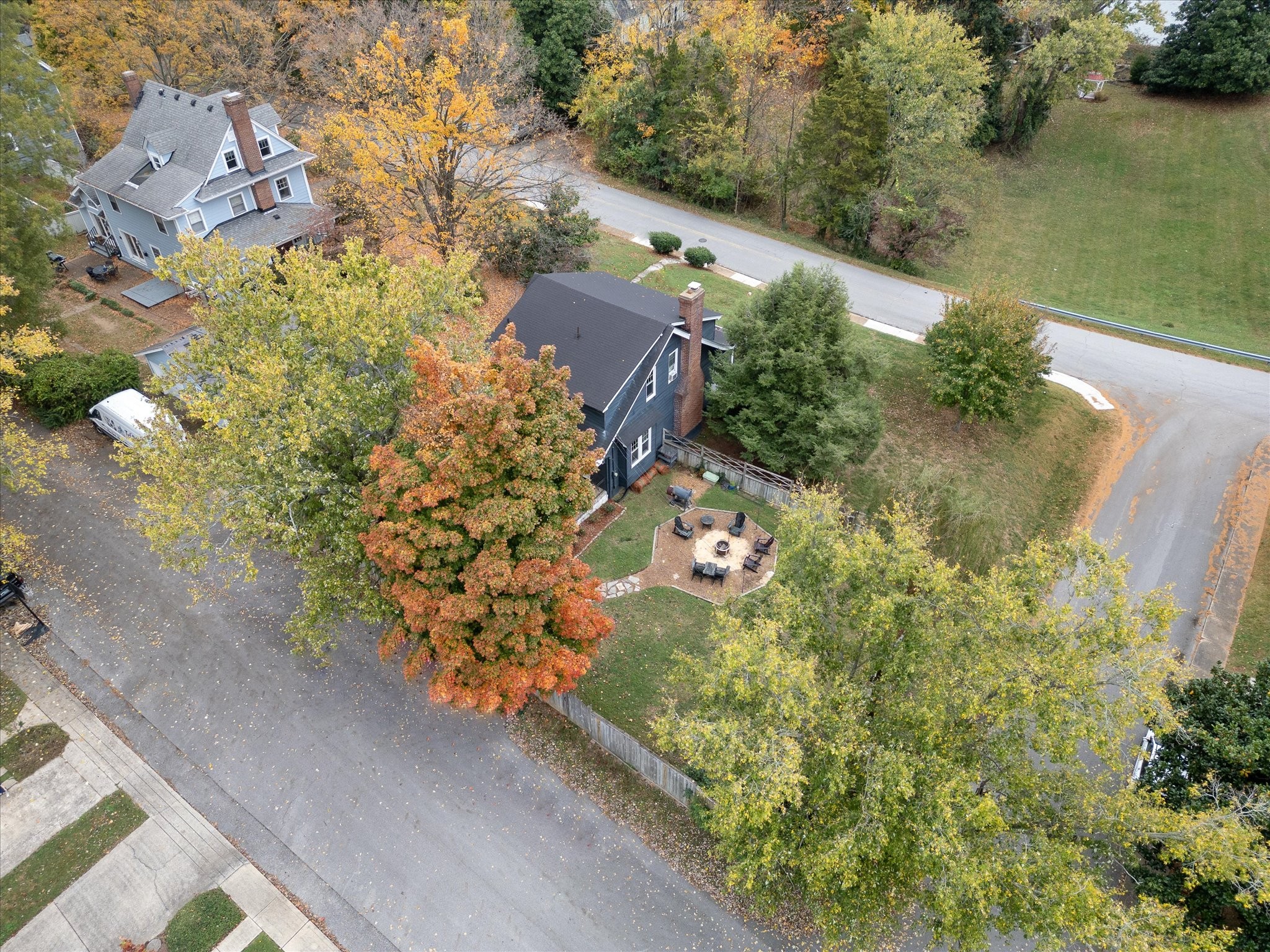 1204 Riverside Rd