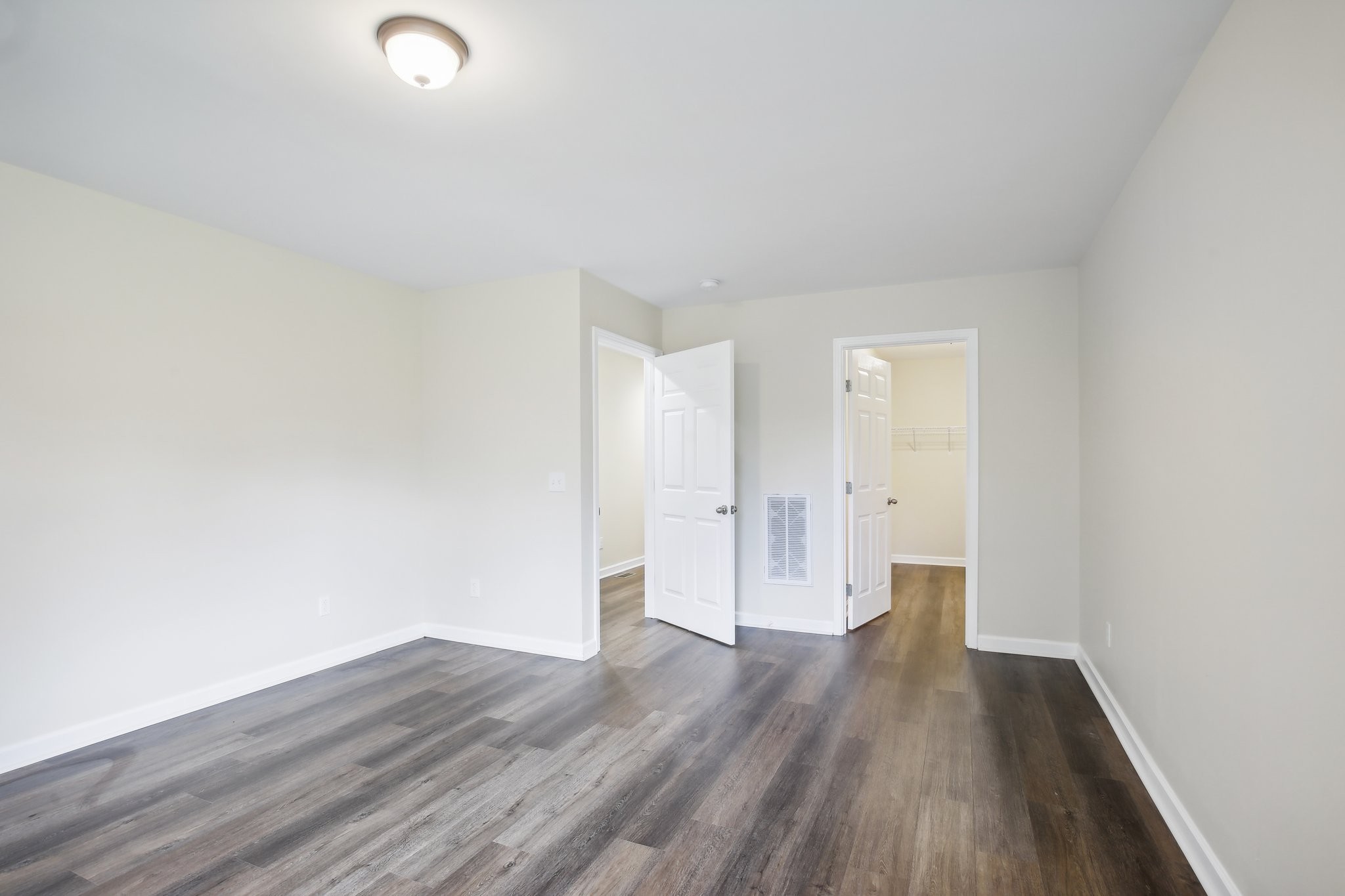535 Fairlane Dr