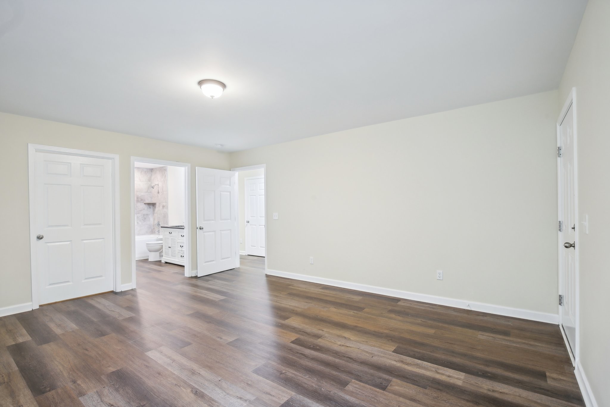 535 Fairlane Dr