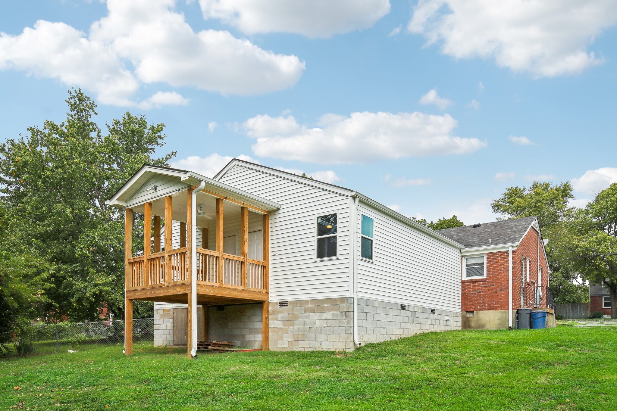 535 Fairlane Dr