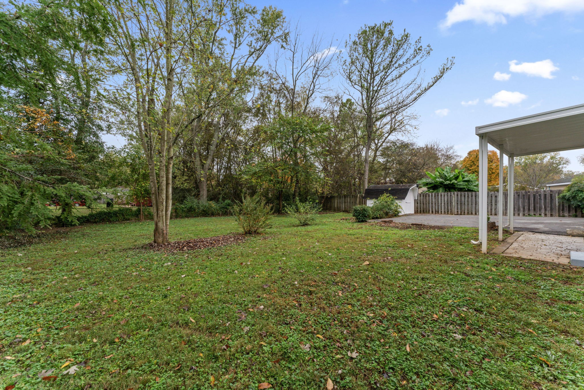 1107 W Northfield Blvd