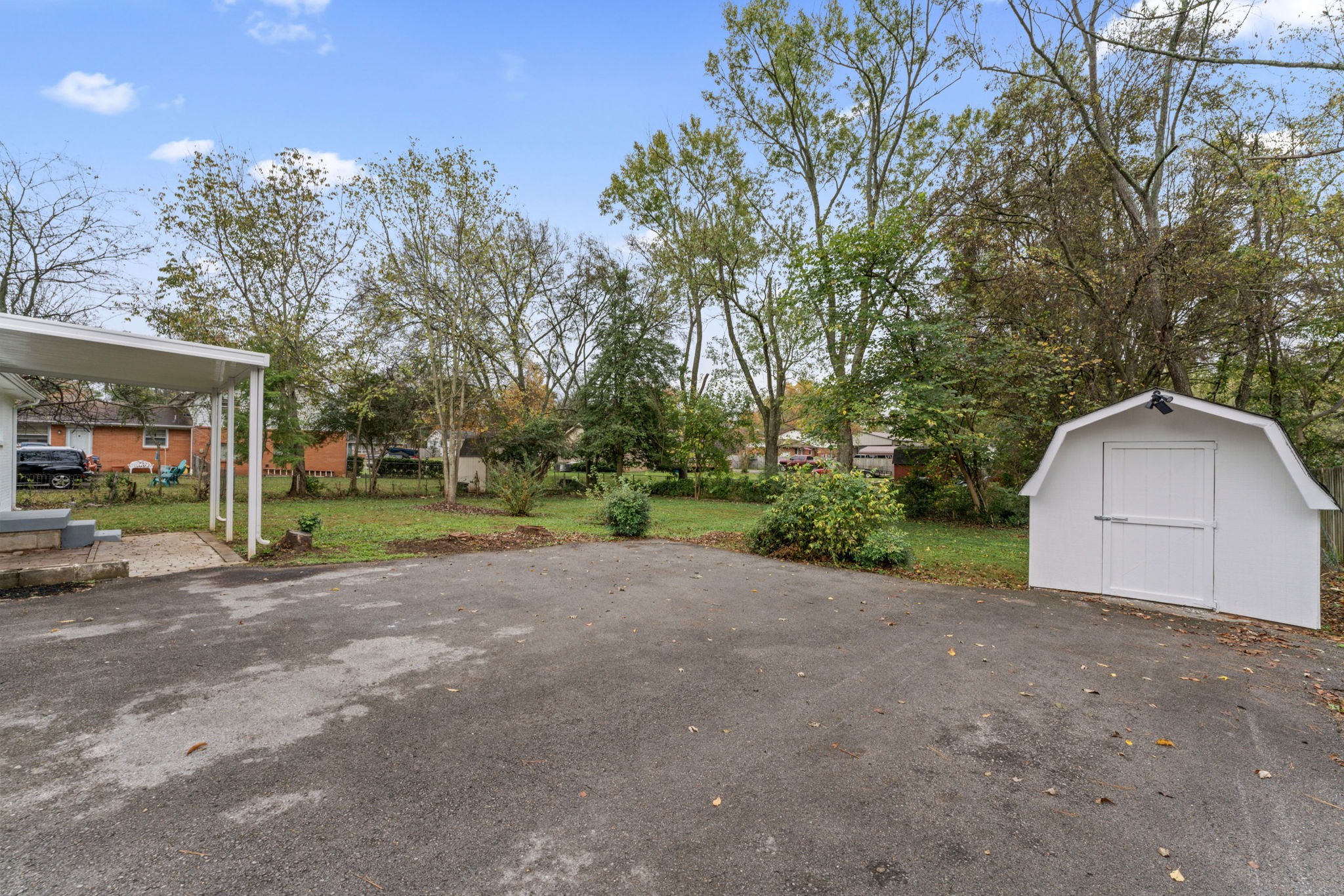 1107 W Northfield Blvd