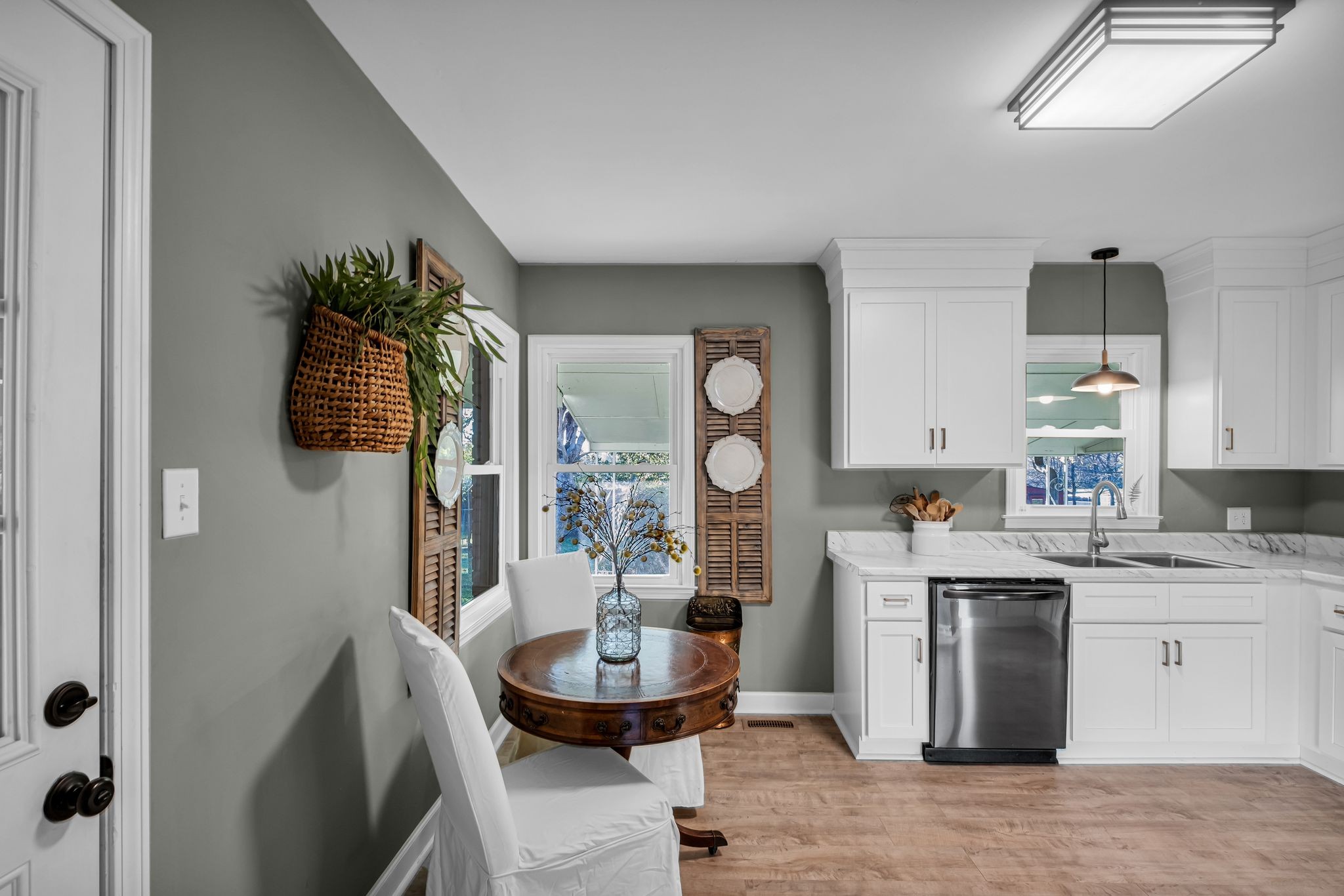 212 Armory Dr