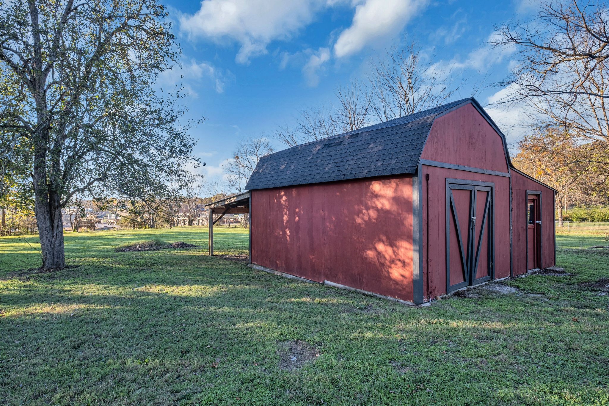 212 Armory Dr