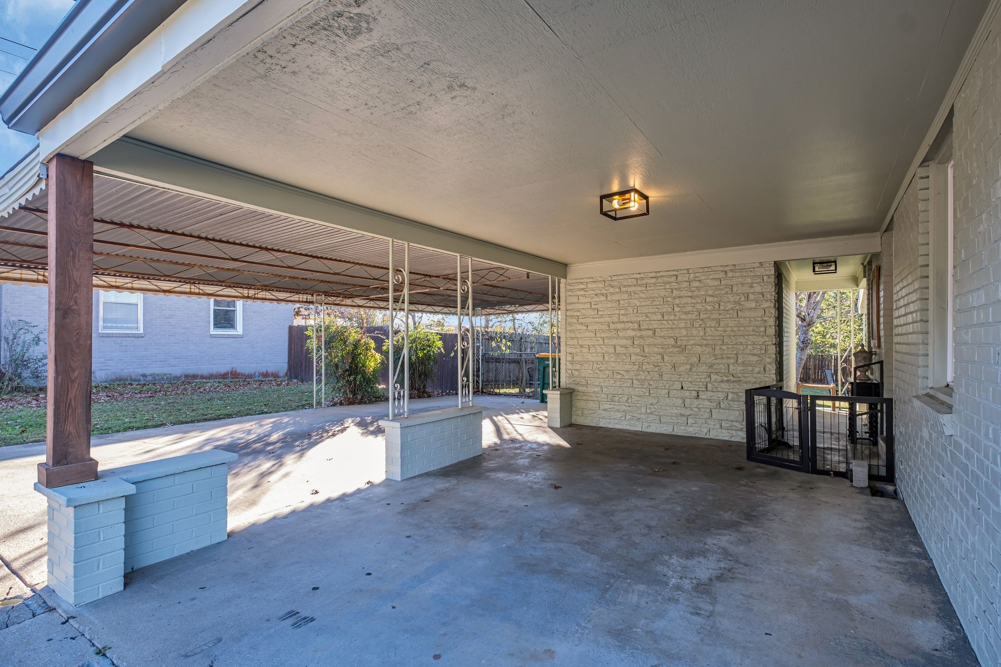 212 Armory Dr