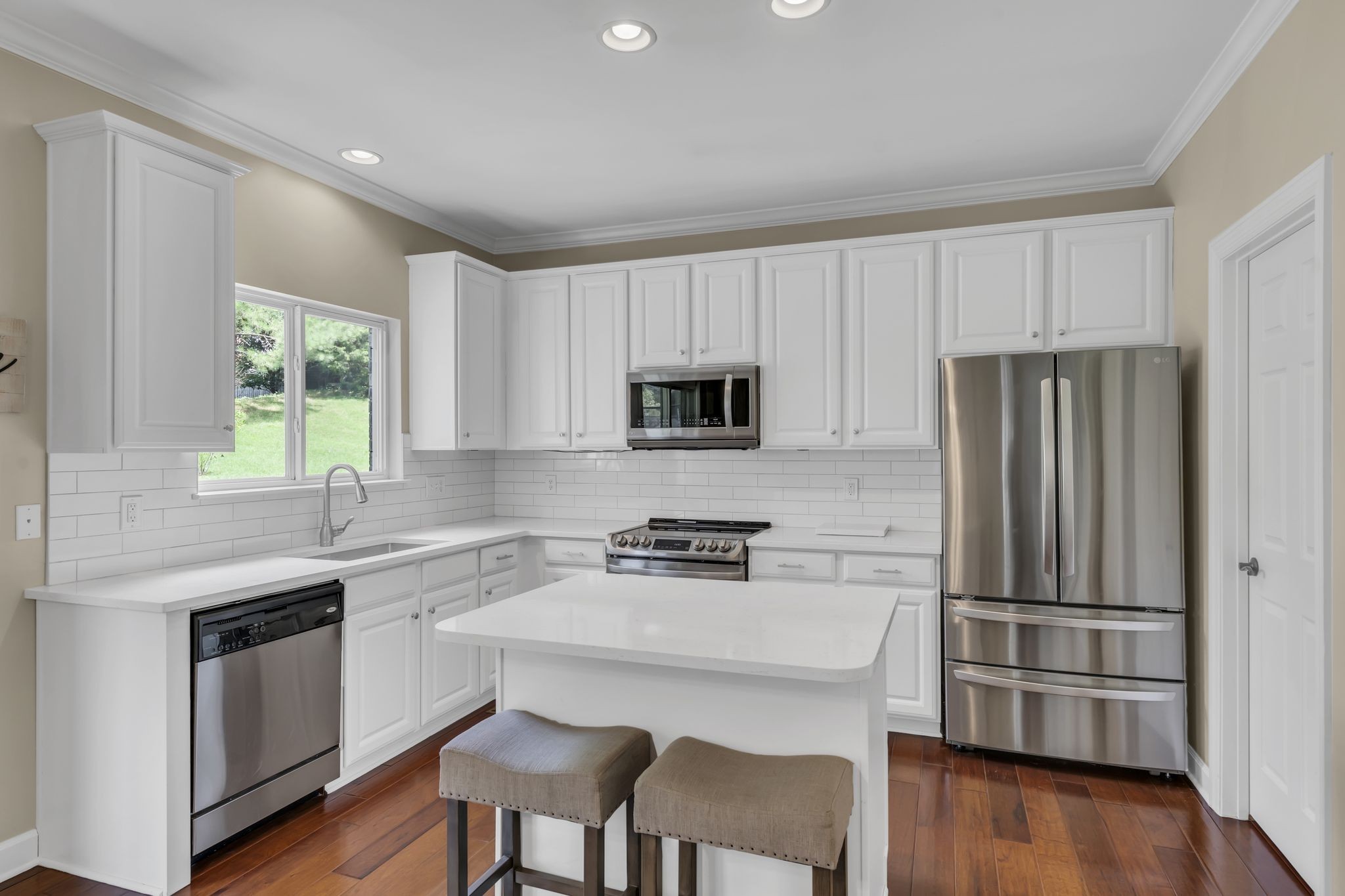 1306 Slade Ct