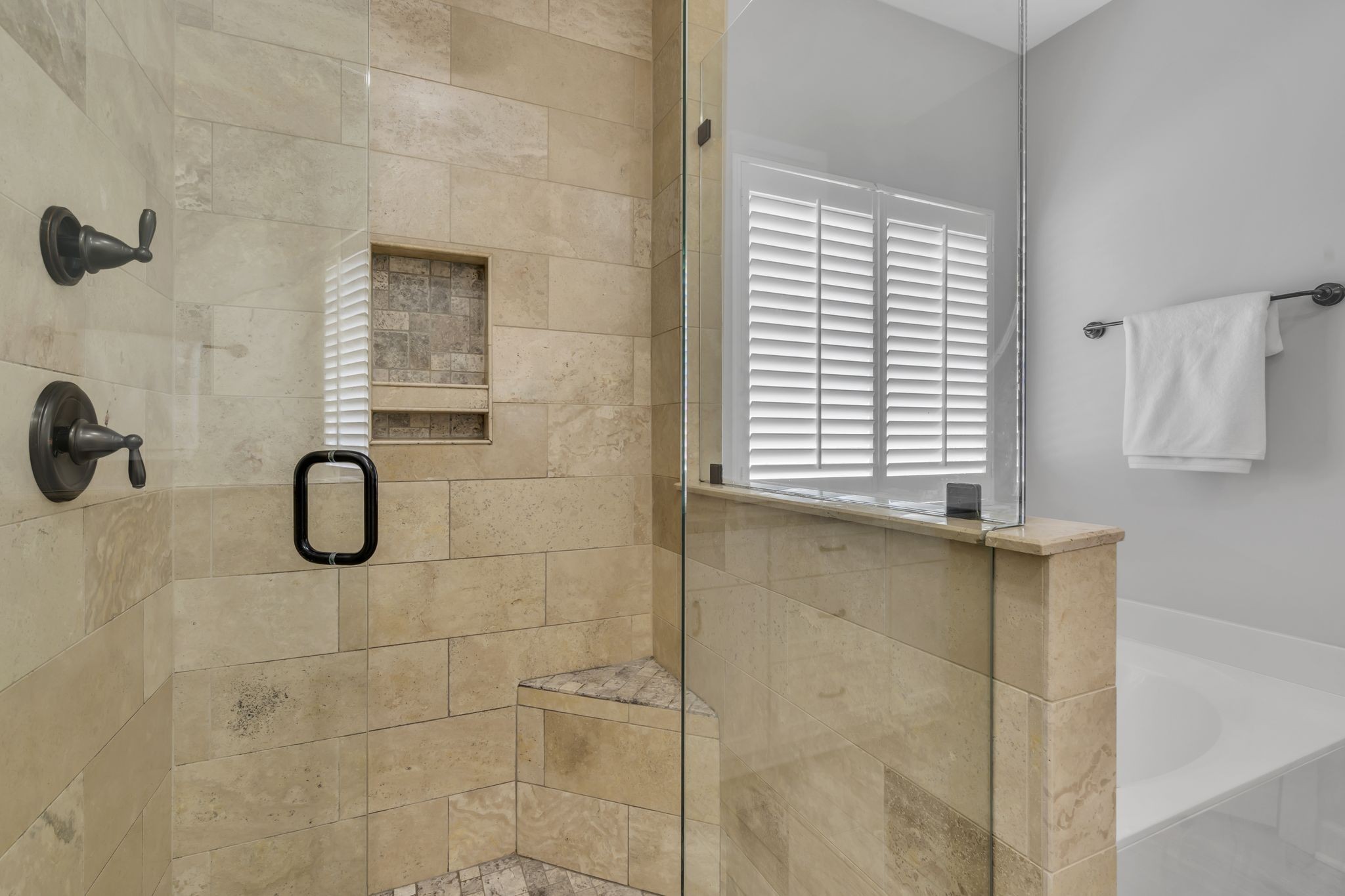 1306 Slade Ct
