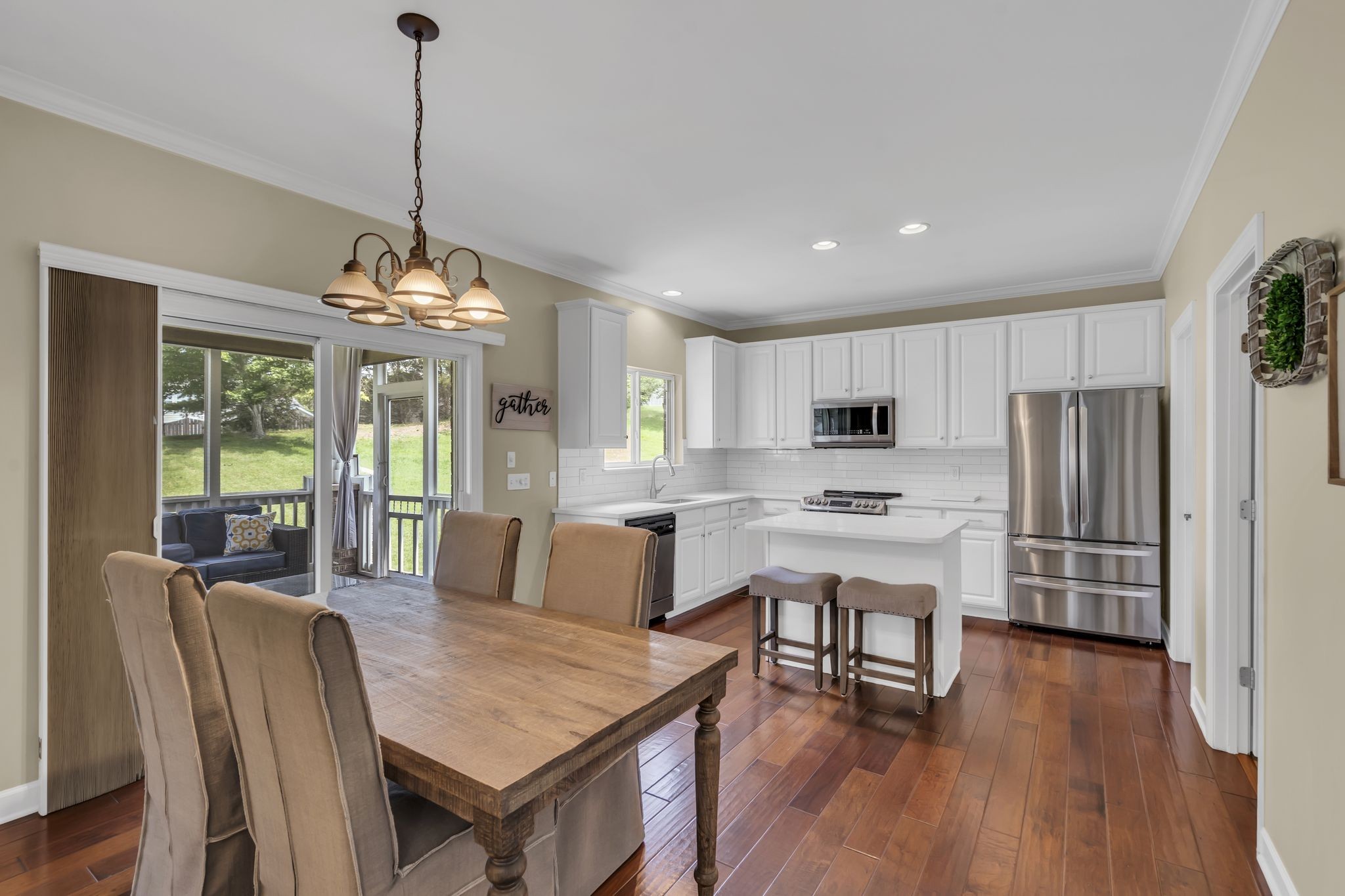 1306 Slade Ct