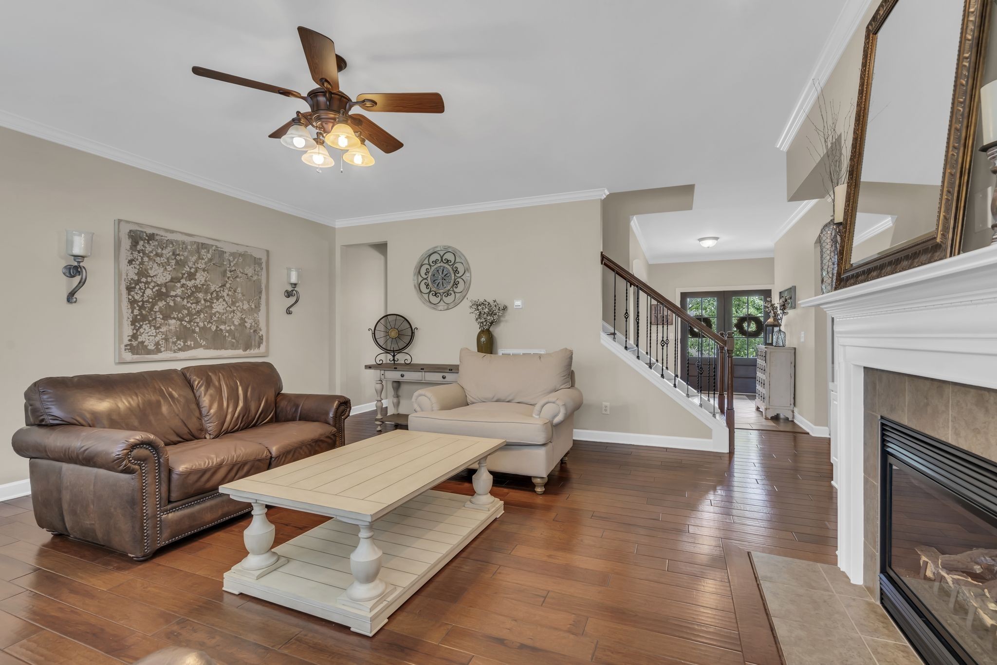 1306 Slade Ct