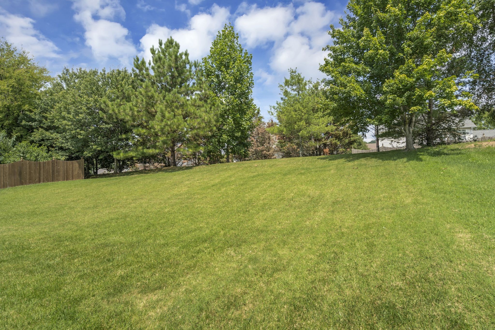 1306 Slade Ct