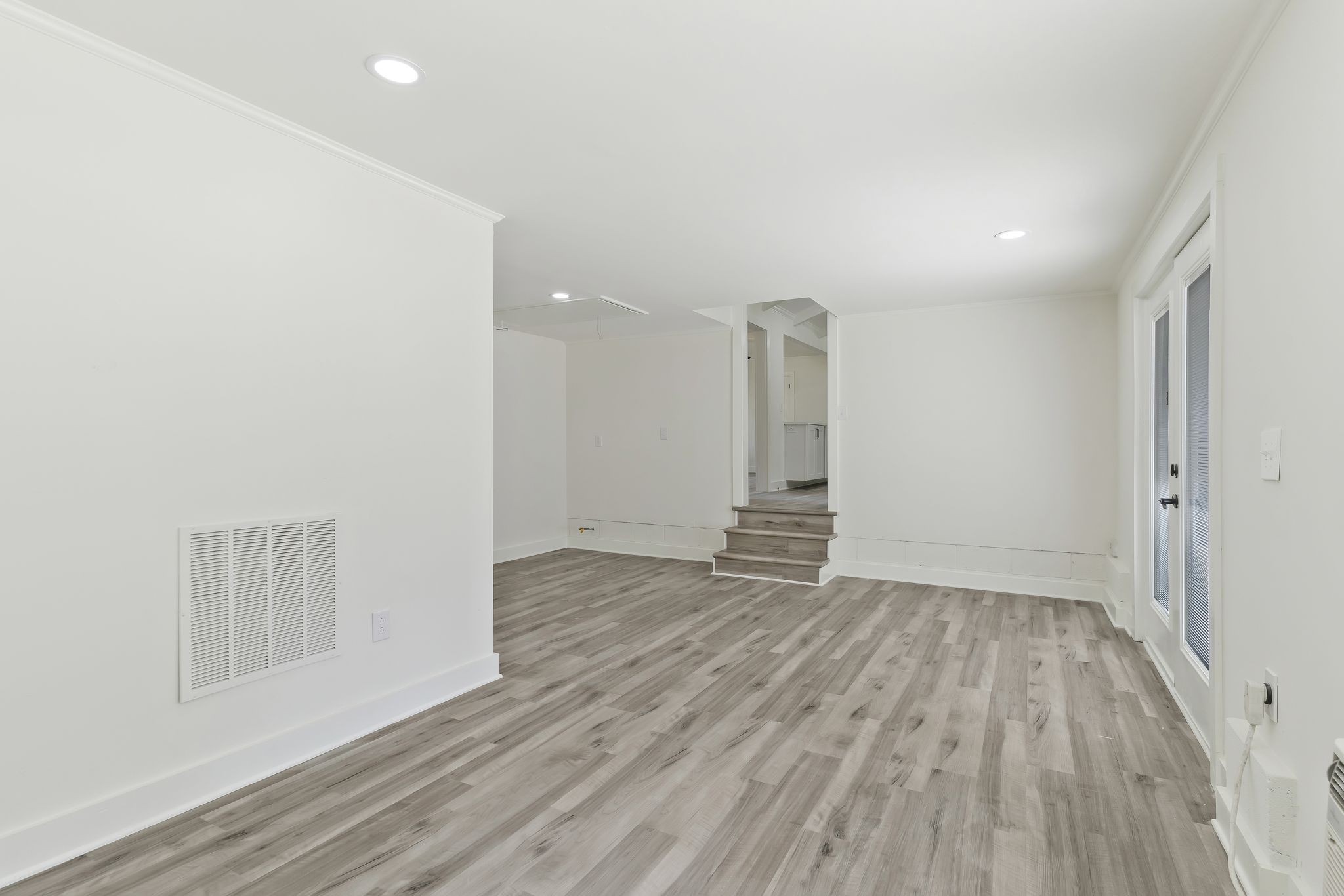 103 Crossroad Dr