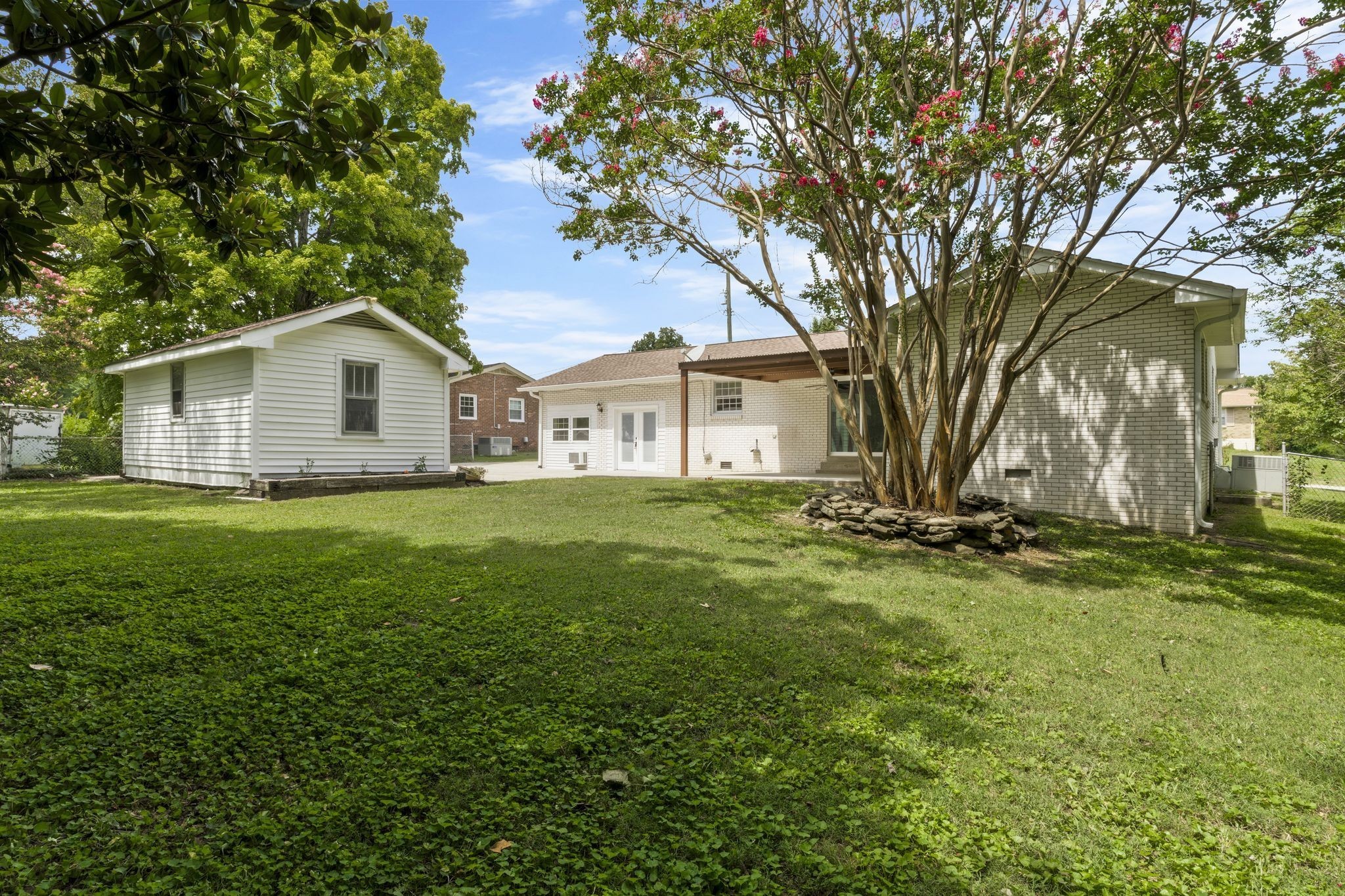 103 Crossroad Dr
