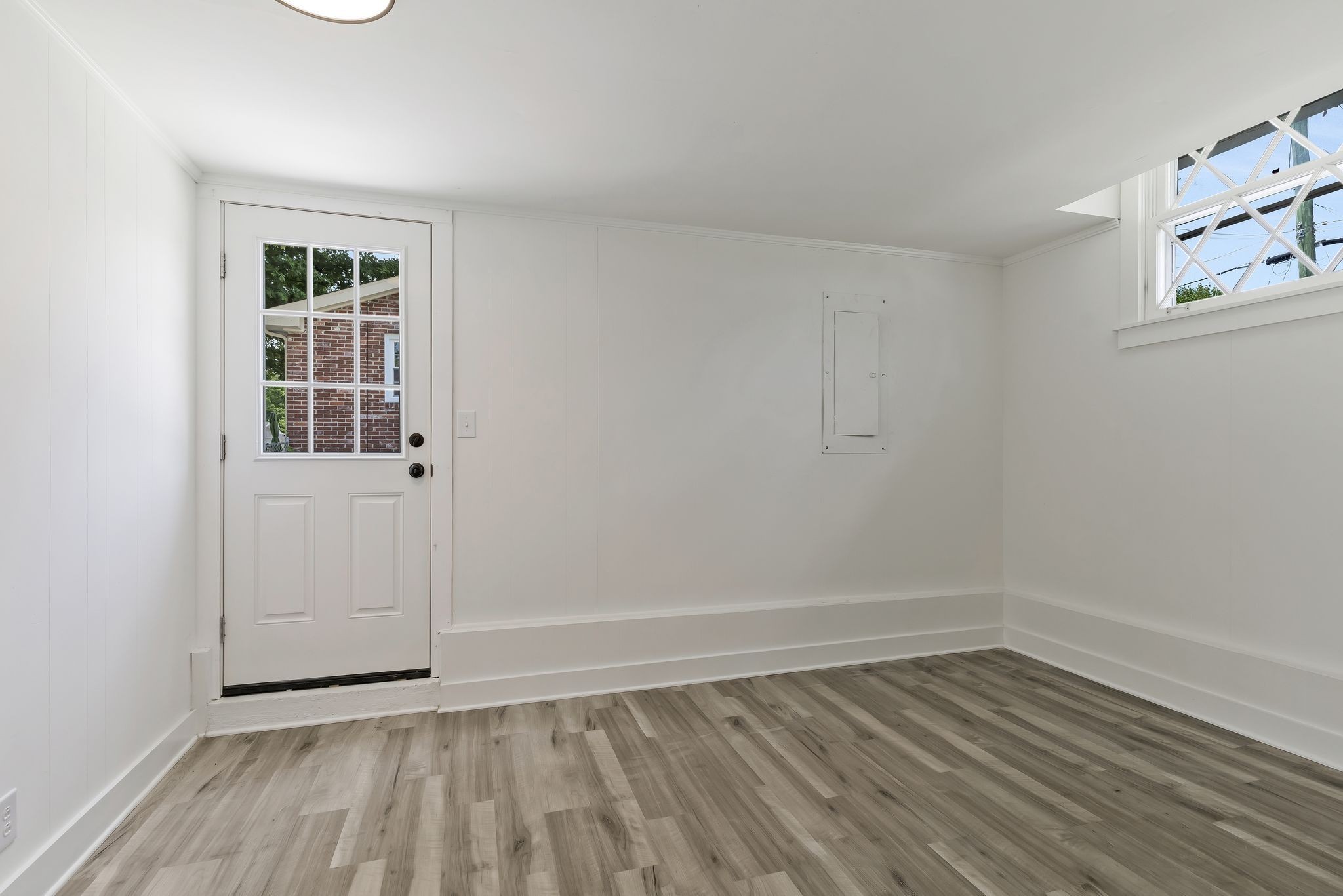 103 Crossroad Dr