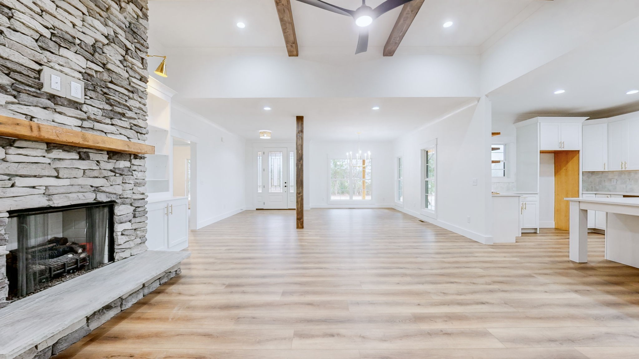 3669 Highship Rd