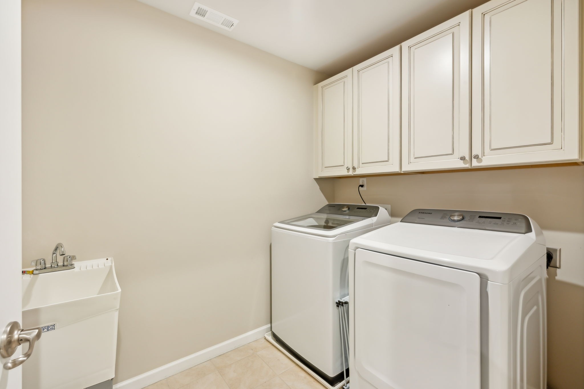 9067 Clovercroft Preserve Dr