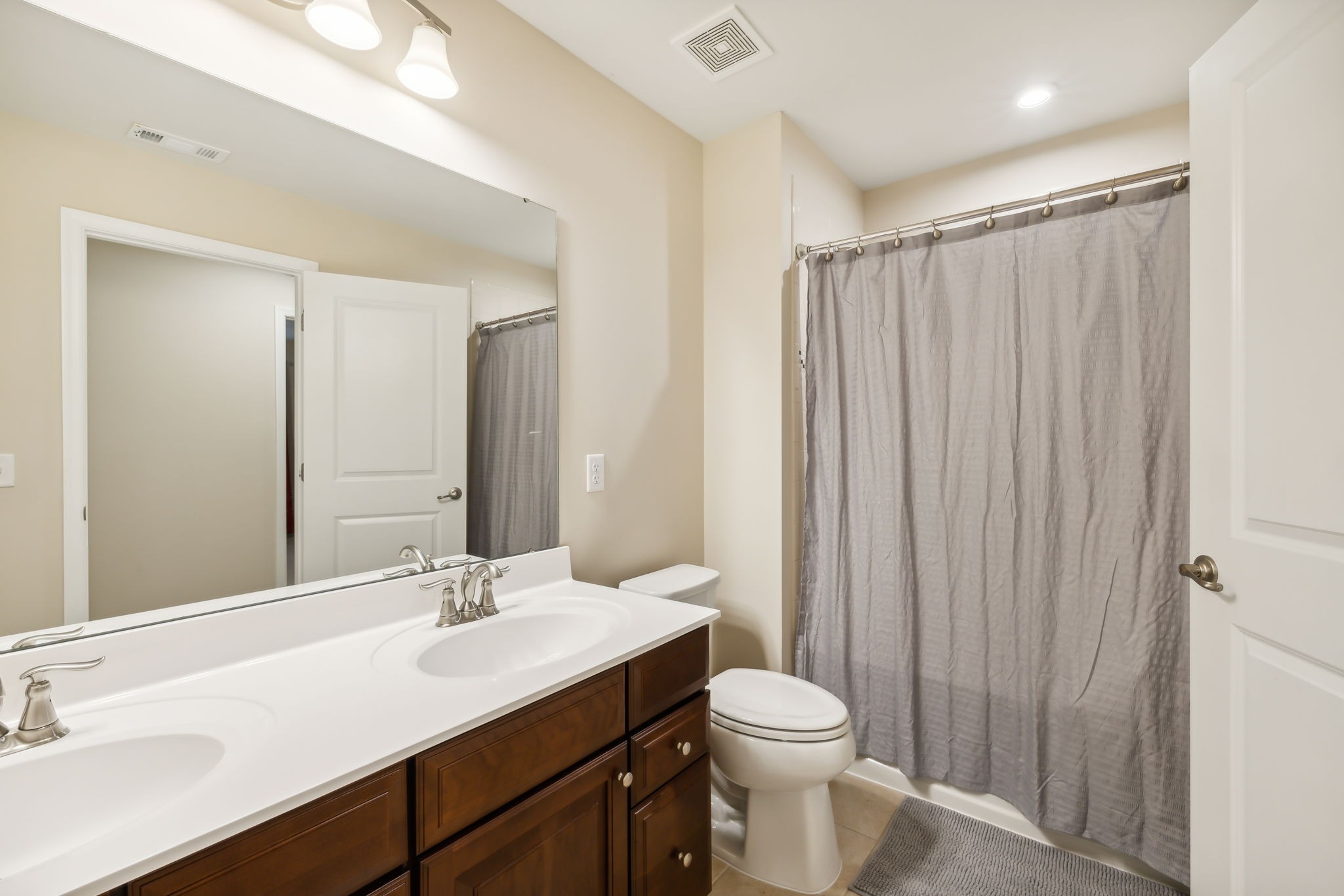 9067 Clovercroft Preserve Dr