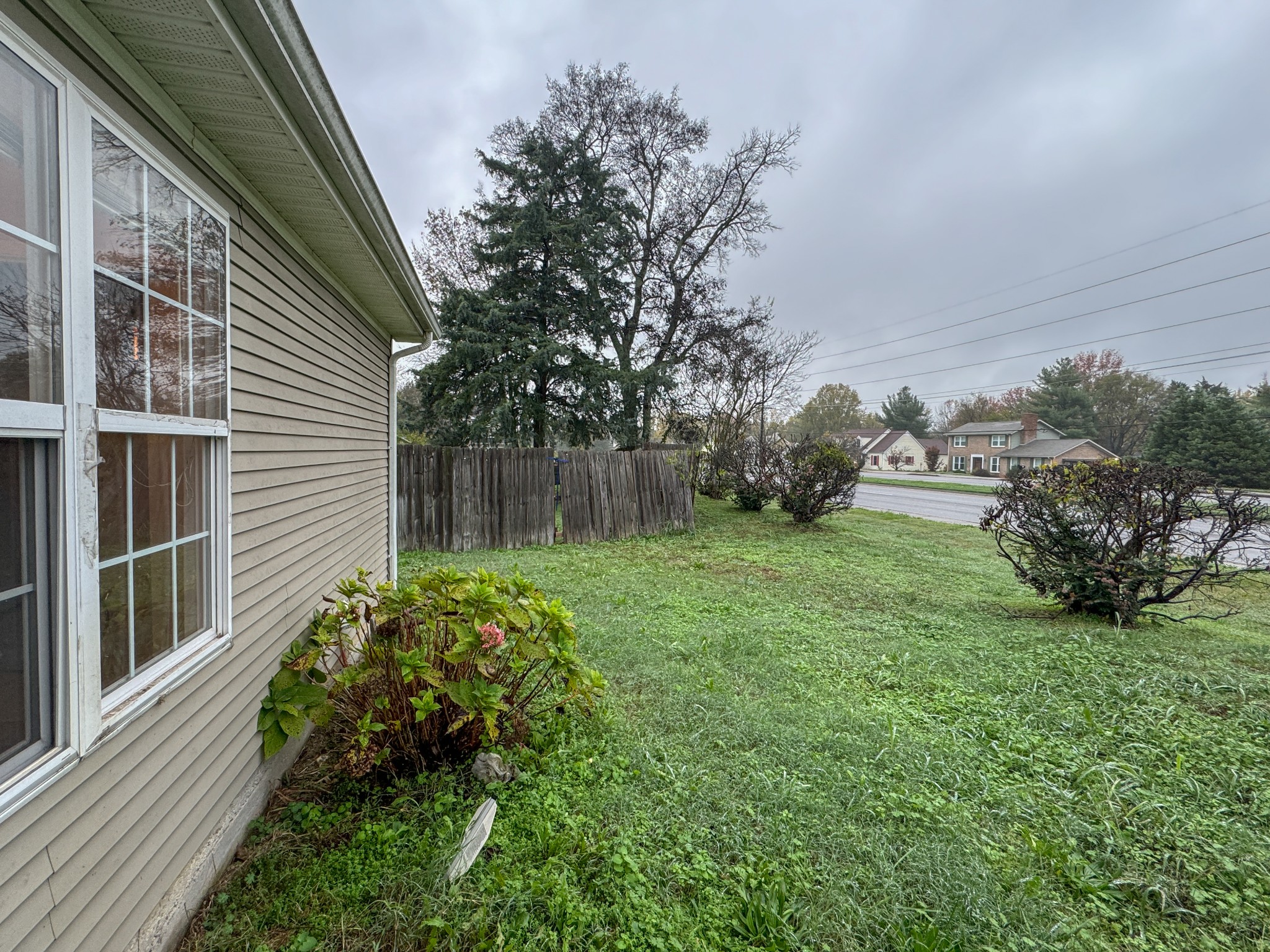1523 Rochester Dr