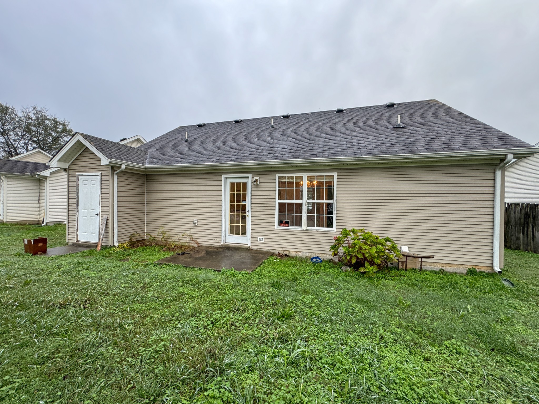 1523 Rochester Dr