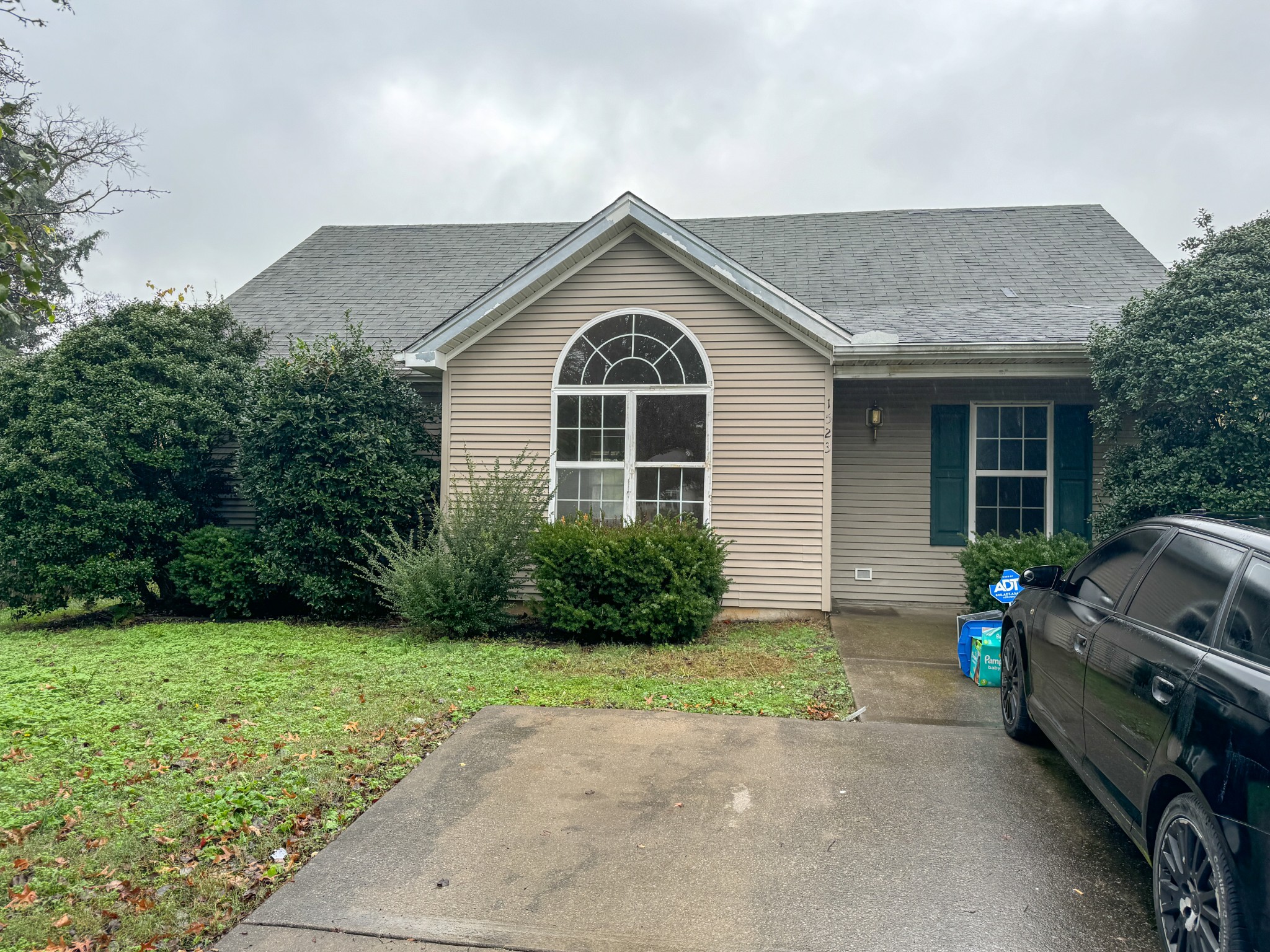 1523 Rochester Dr