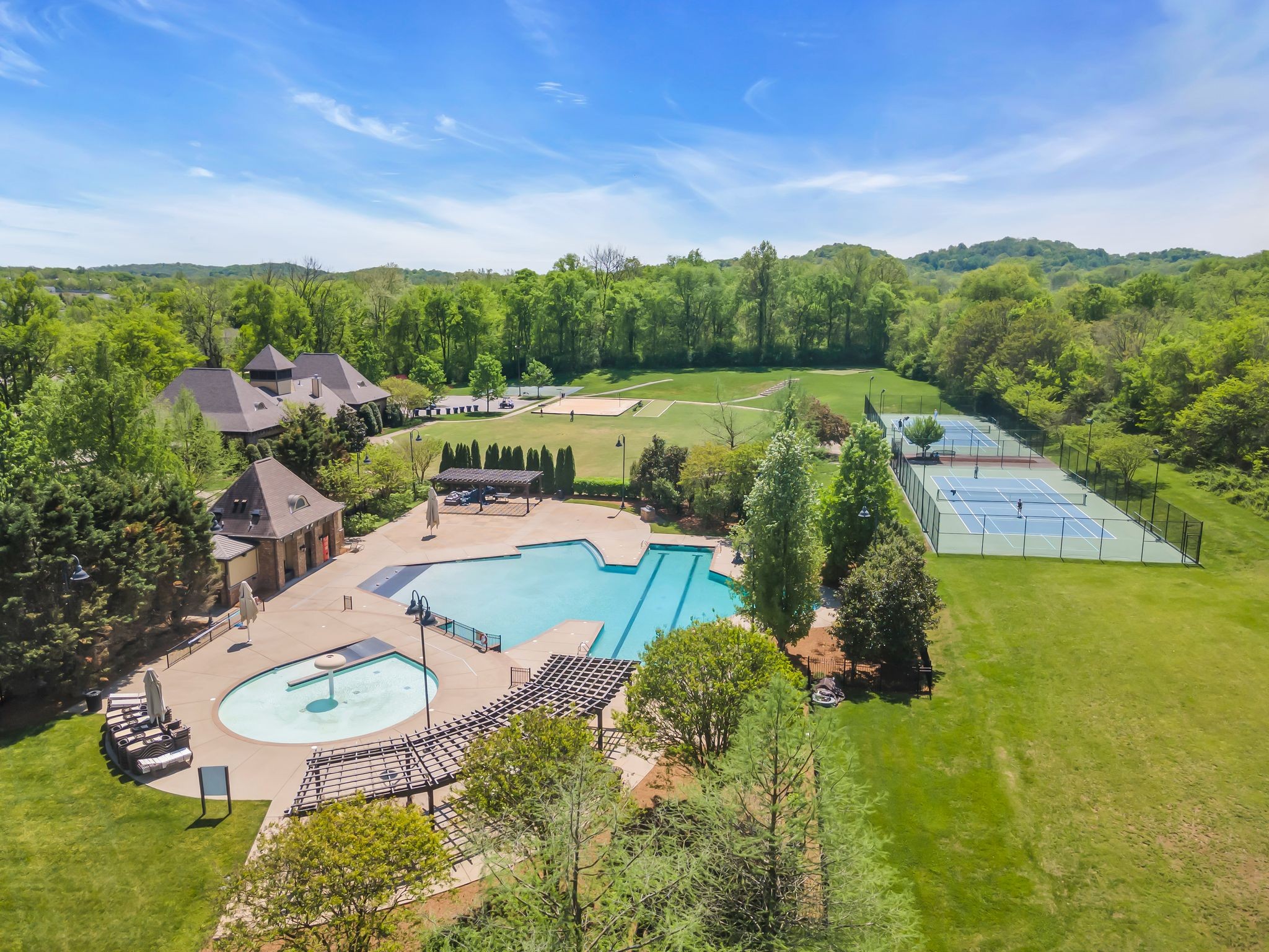 2233 Maytown Cir