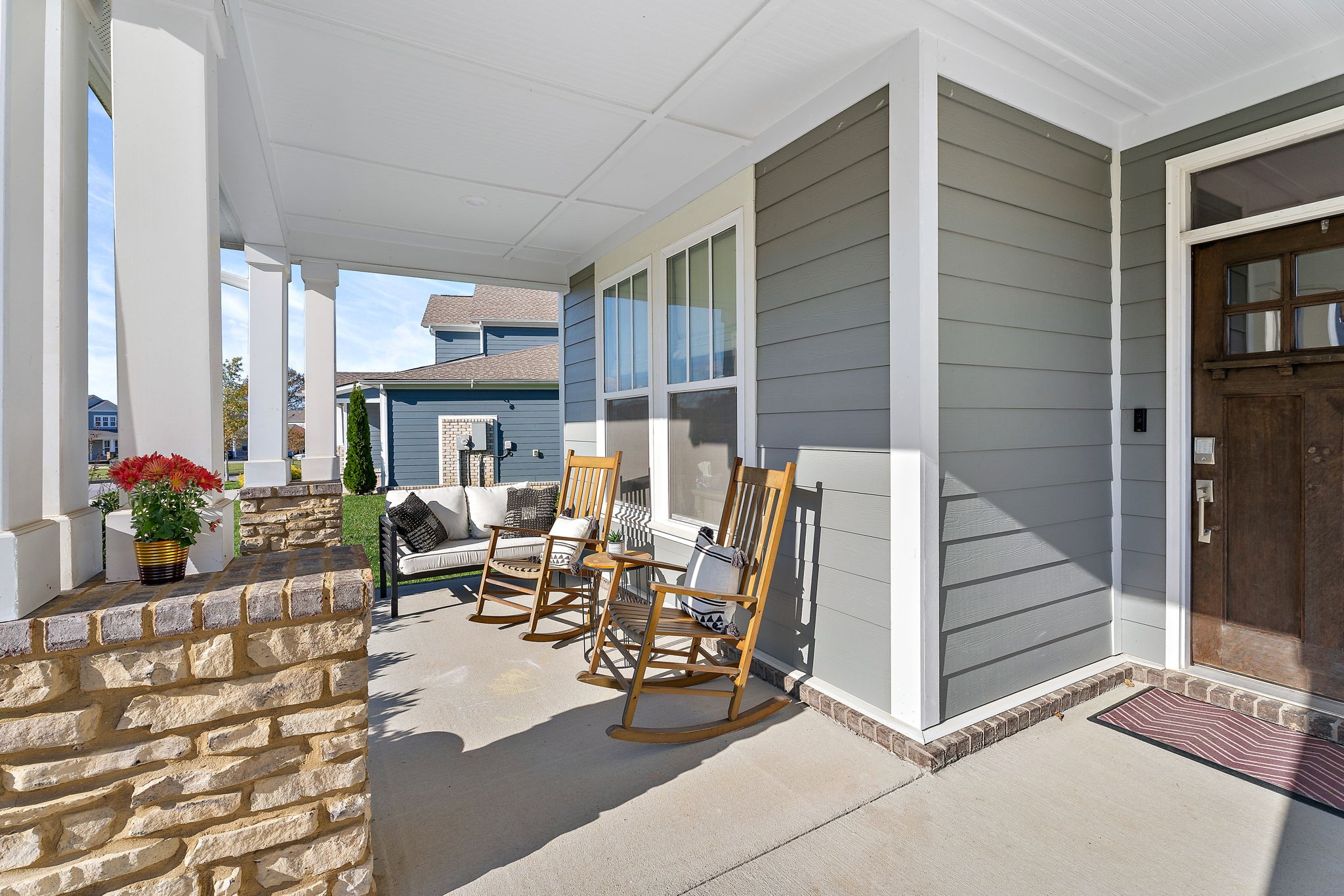2233 Maytown Cir