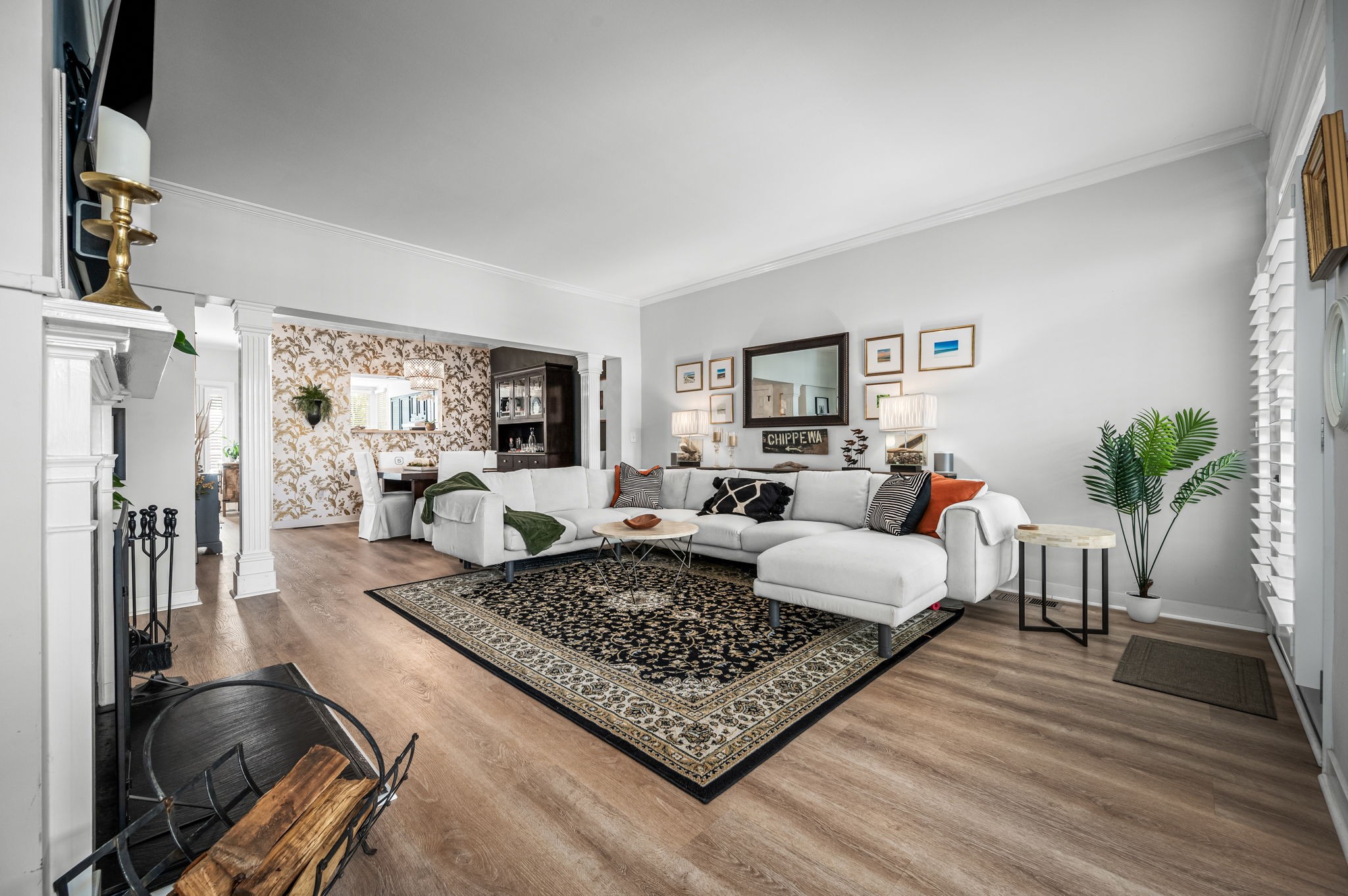 1407 Cambridge Dr