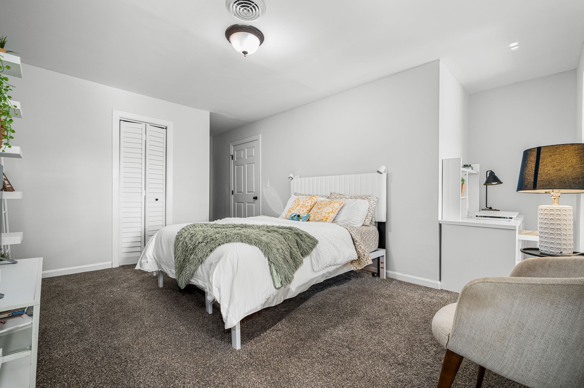 1407 Cambridge Dr