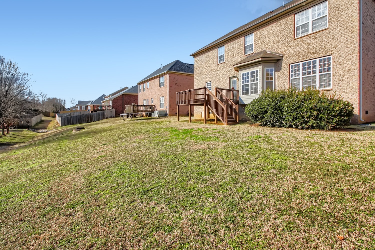 3018 Clyde Cir