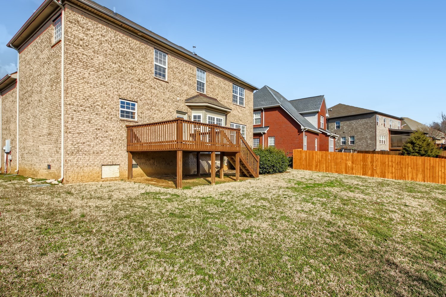 3018 Clyde Cir