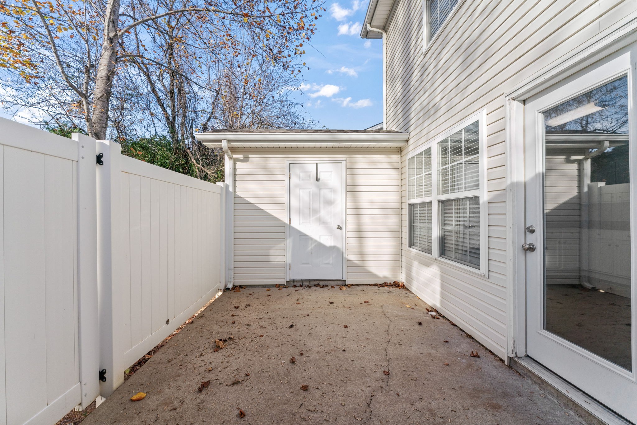 3232 Prater Ct