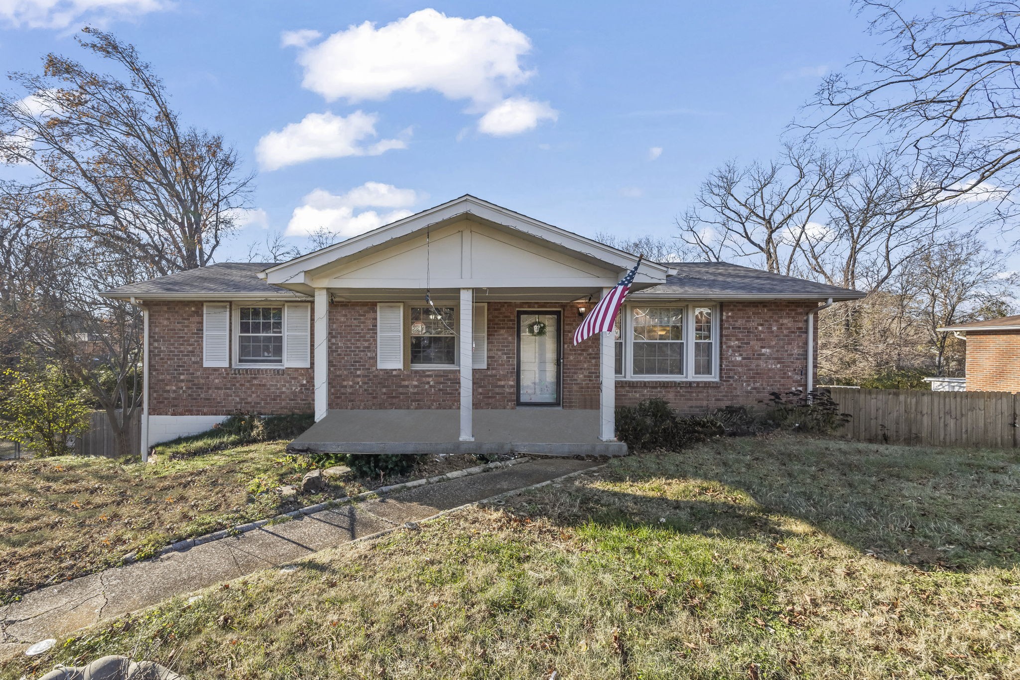 7025 Bonnafair Dr