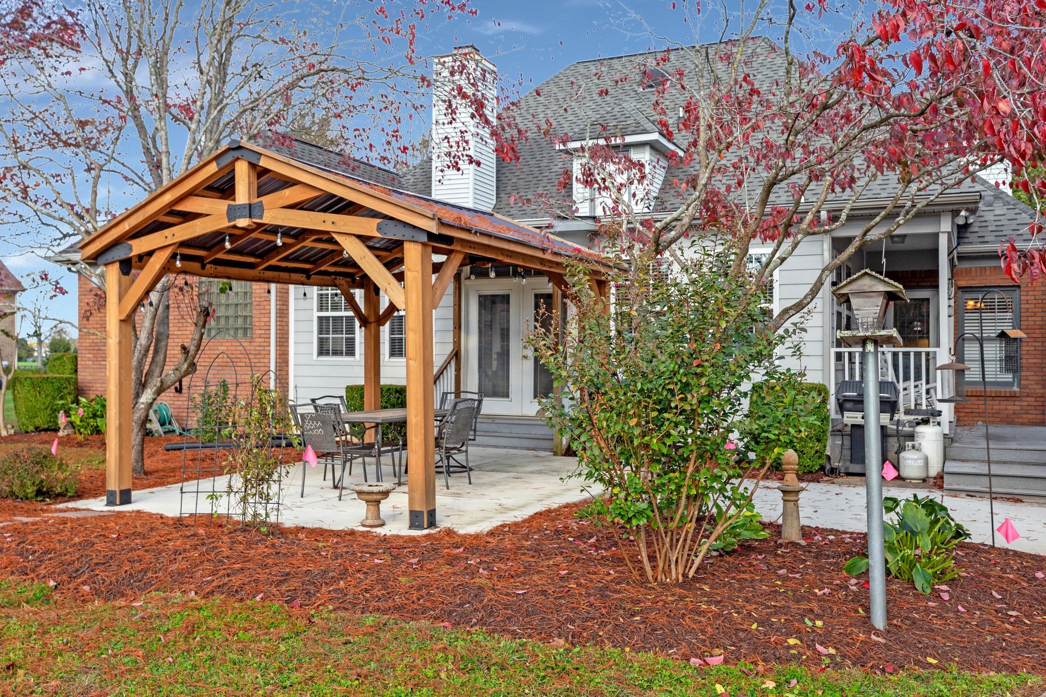 1798 Irby Lane